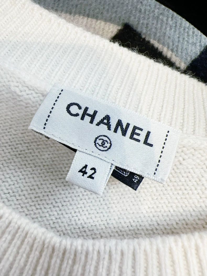 Chanel Chanel 24P white background color flower clover double C l Size M / US 6-8 / IT 42-44 - 6 Thumbnail