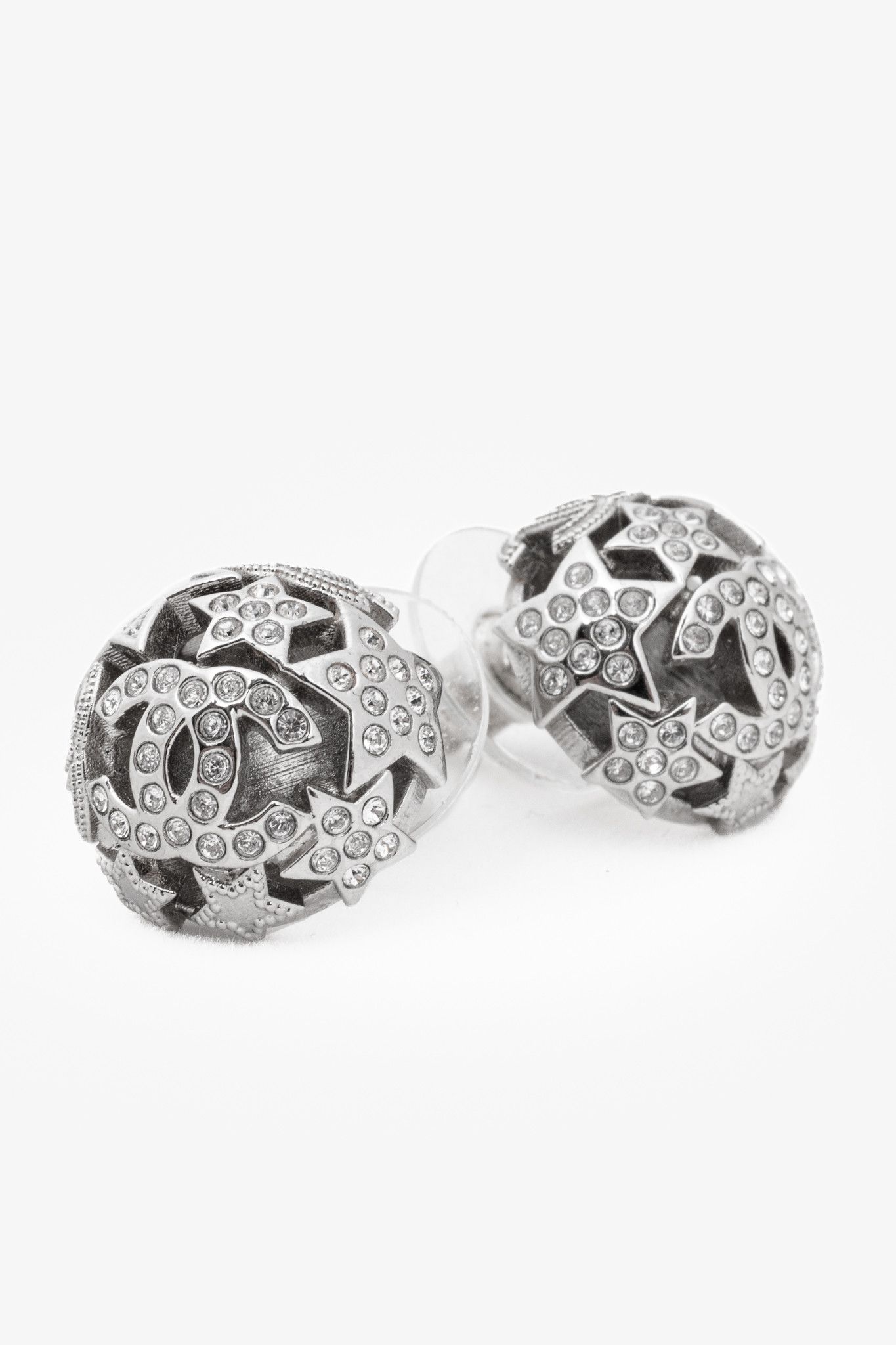 Chanel Chanel B25 Silver-Tone Crystal Star Domed Stud Earrings Size ONE SIZE - 1 Thumbnail