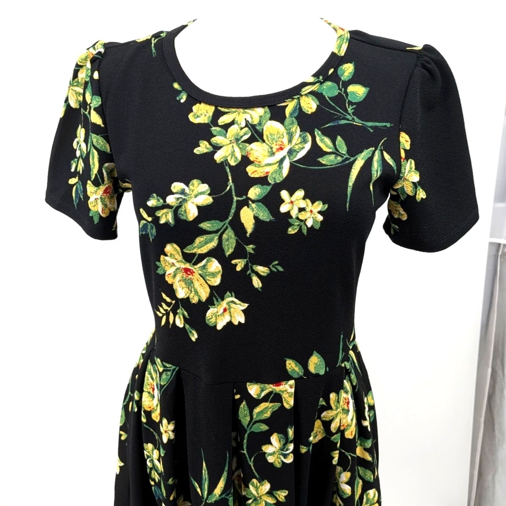 Vintage Floral Fit & Flare Dress Puff Sleeve Soft Girl Black Size S LuLaRoe Women Size S / US 4 / IT 40 - 6 Thumbnail