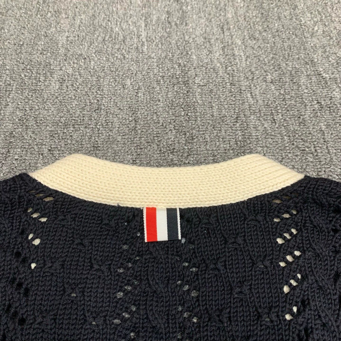 Thom Browne Thom Browne Navy Four-Stripe Knit Cardigan 44 Size M / US 6-8 / IT 42-44 - 7 Thumbnail