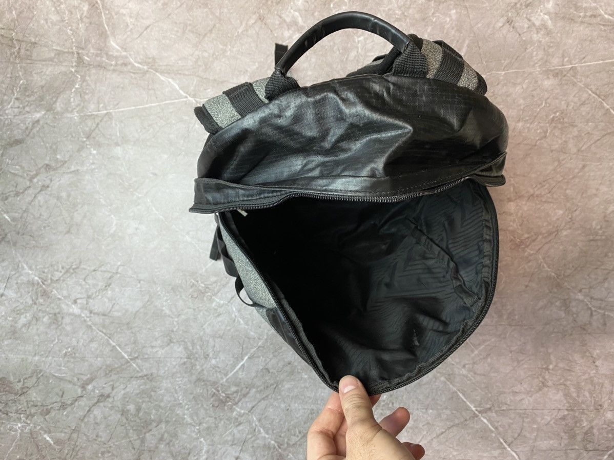 Oakley Vintage Oakley Backpack Size ONE SIZE - 10 Thumbnail