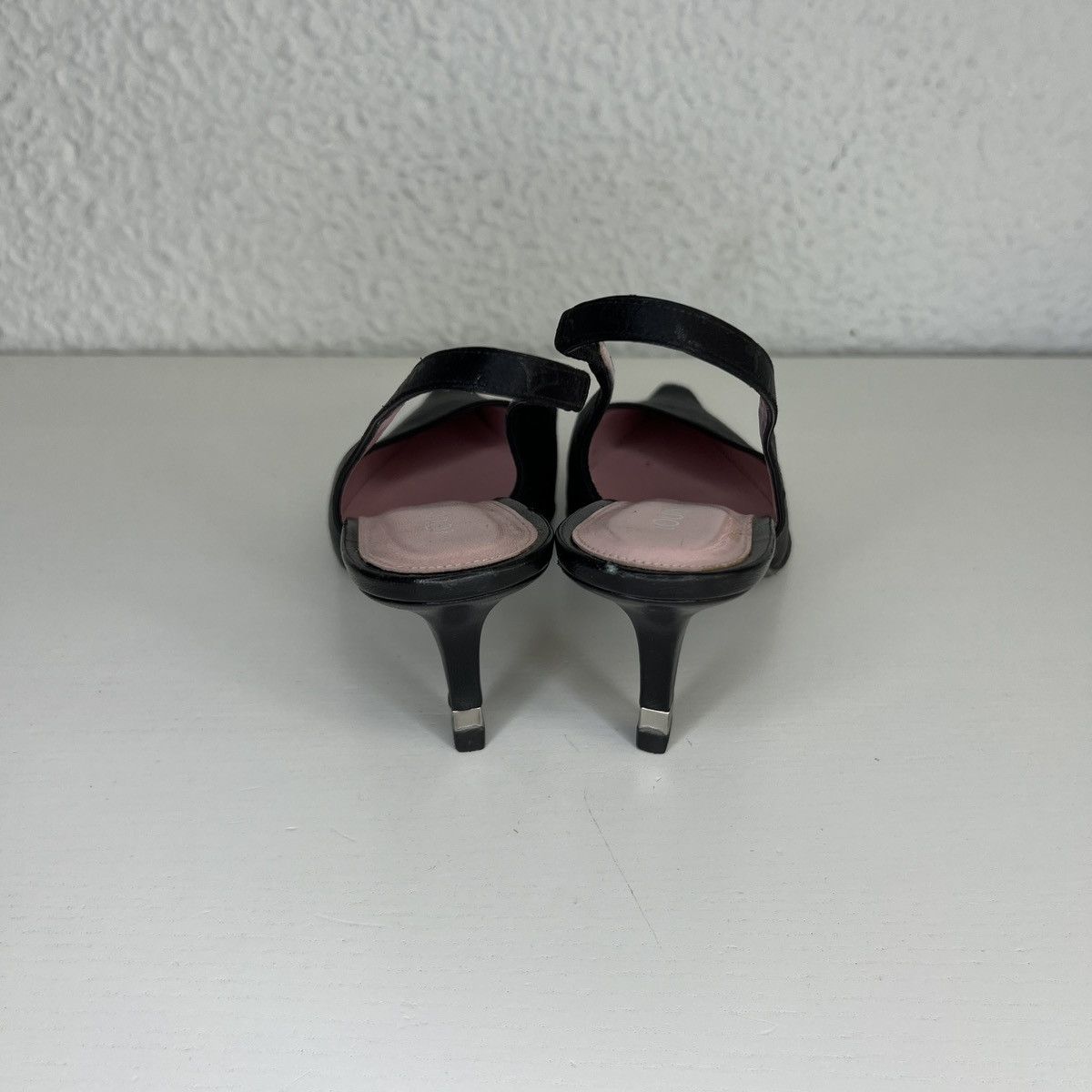 Louis Vuitton Louis Vuitton Heels Black Monogram Leather Classic Shoes Size US 5.5 / IT 35.5 - 4 Thumbnail
