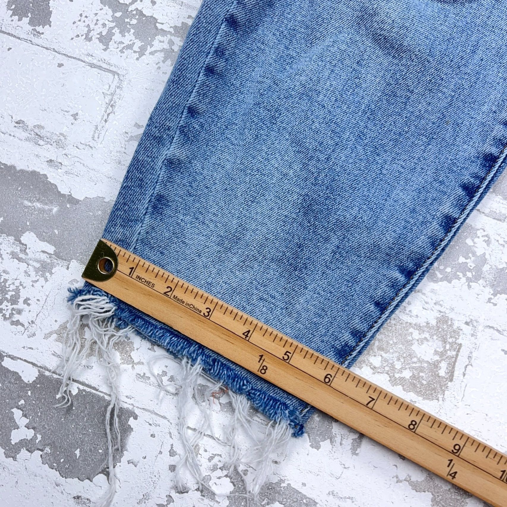 Vintage Judy Blue Jeans Women 24W Skinny Fit Med Wash Faded Pants Button Fly Plus A73 Jeans Size 42" / US 20 - 6 Thumbnail