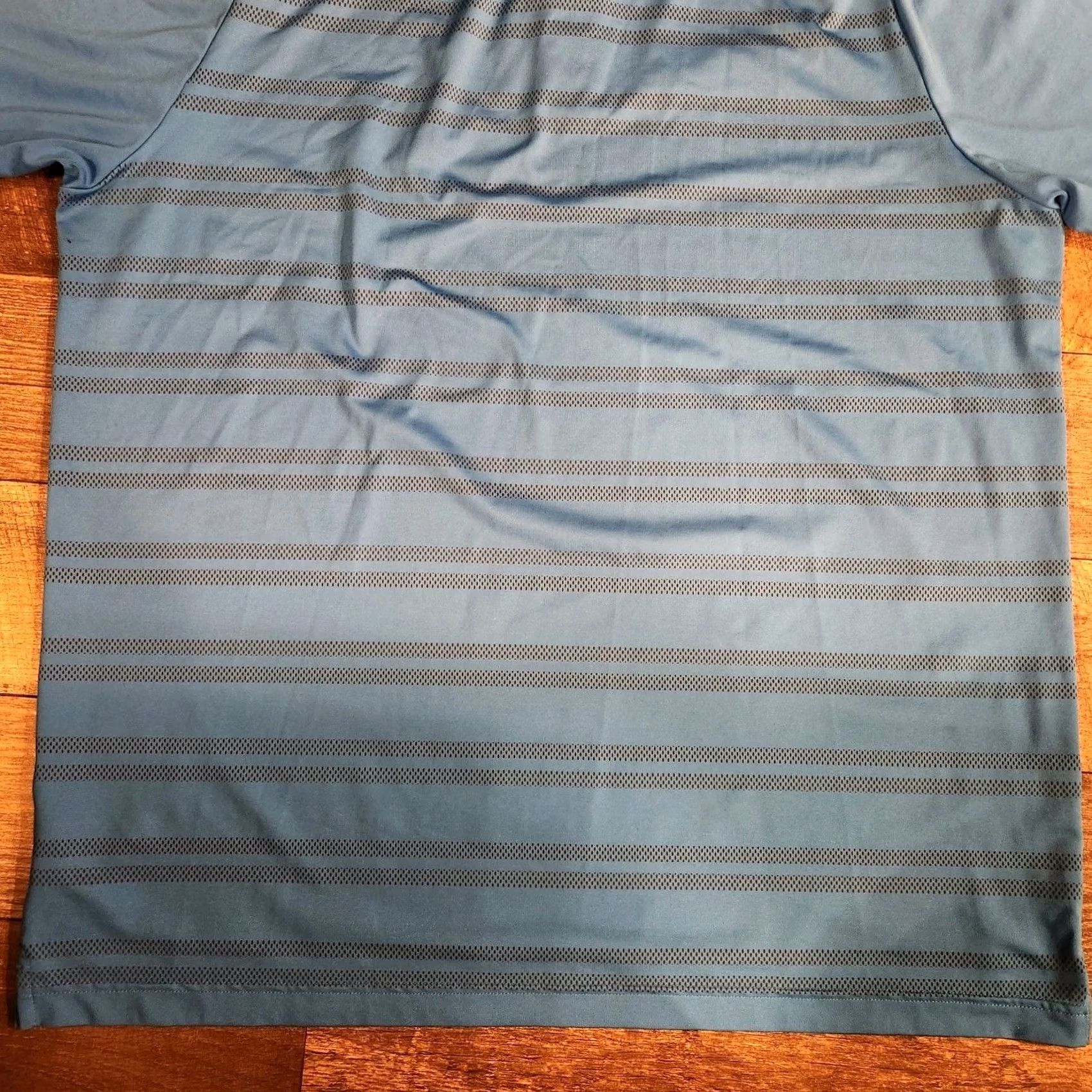 Under Armour Under Armour Polo Shirt Mens XL Striped Blue Short Sleeve Collared Logo Lightweight Breathable"," Size US XL / EU 56 / 4 - 5 Thumbnail