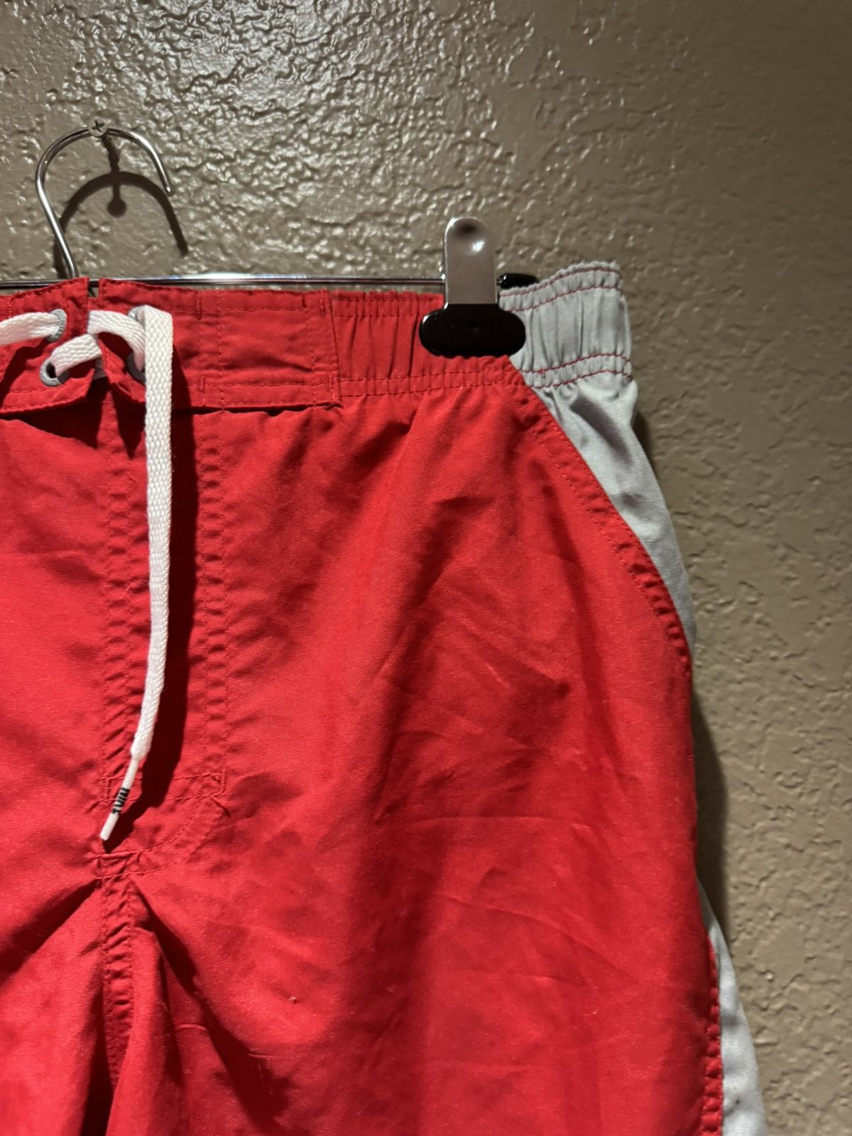 Nike Vintage Nike Swim Trunks Small 30 Red Silver Black Surf m Size US 30 / EU 46 - 3 Thumbnail