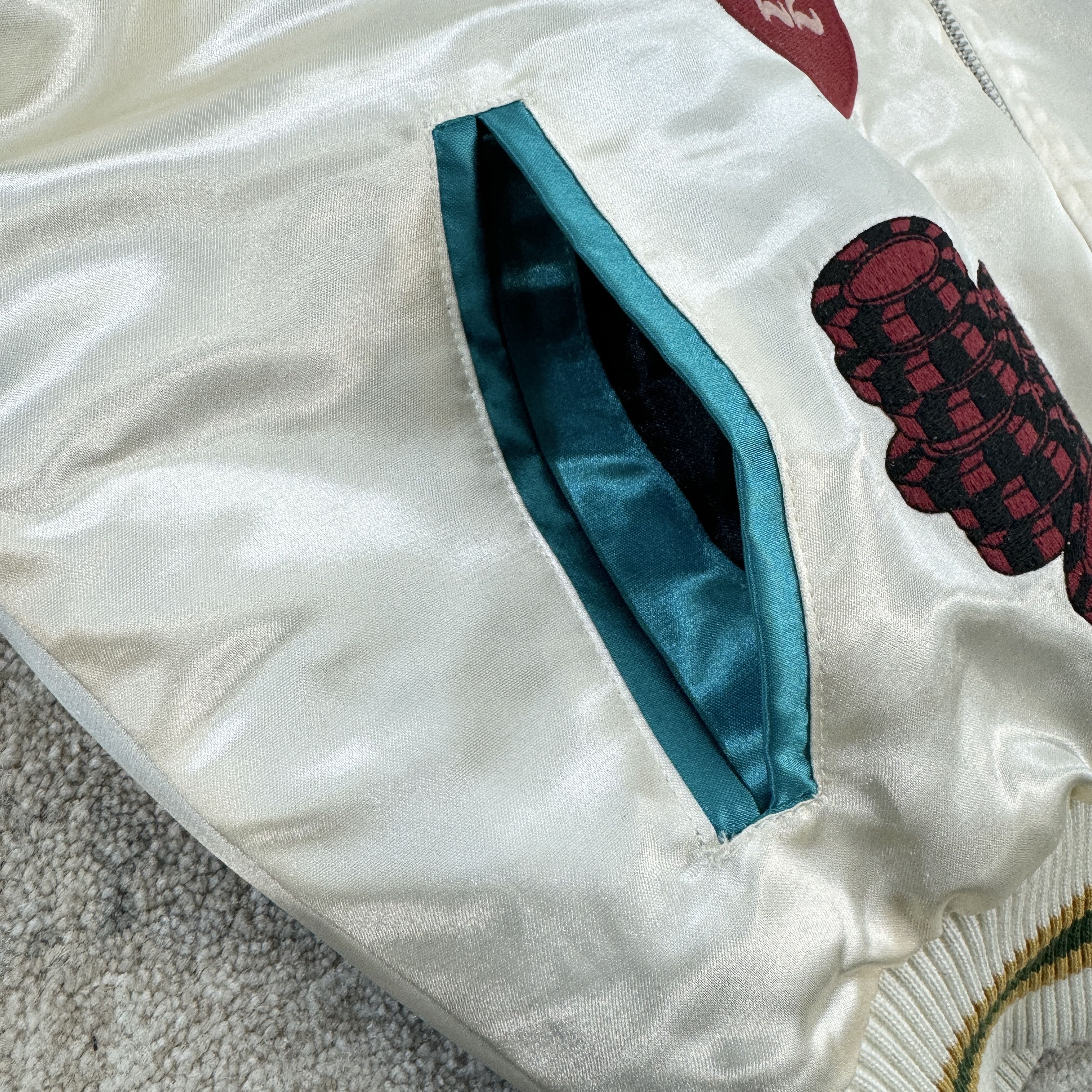 Rhude Rhude Smoking Bomber Jacket In White & Multi RRP £1620 Size US S / EU 44-46 / 1 - 4 Thumbnail