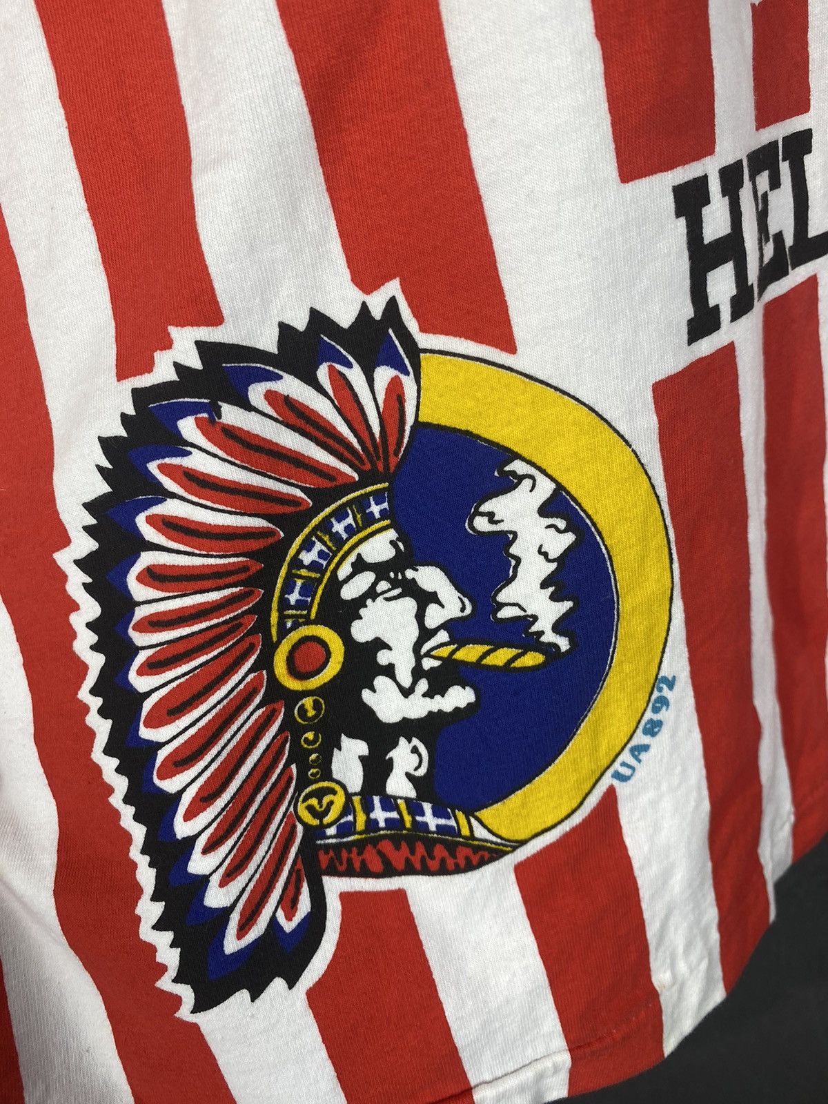 Vintage Rare 90s Hello America USA Red Indian Fullprint Tee Size US L / EU 52-54 / 3 - 5 Thumbnail