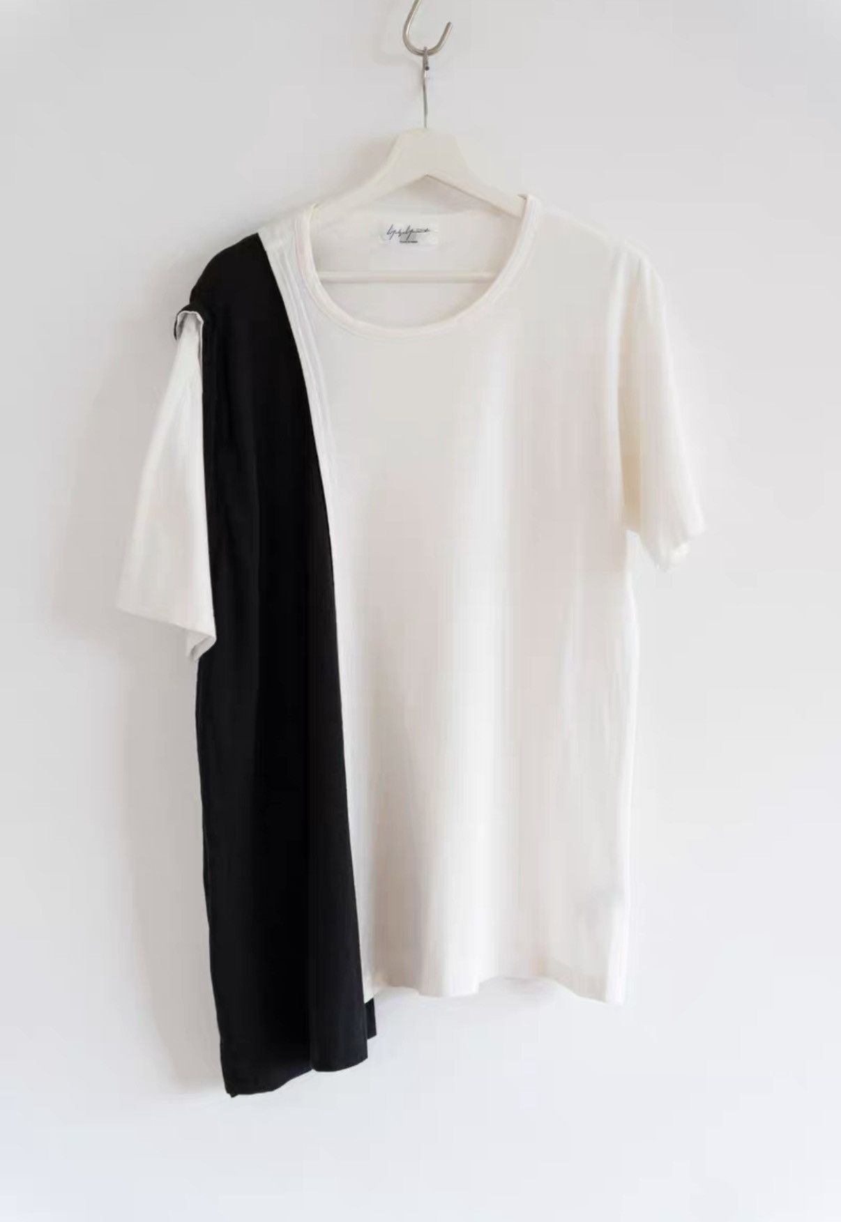 Yohji Yamamoto Yohji Yamamoto Black & White Panel Short Sleeve T-shirt K4 Size US L / EU 52-54 / 3 - 1 Thumbnail