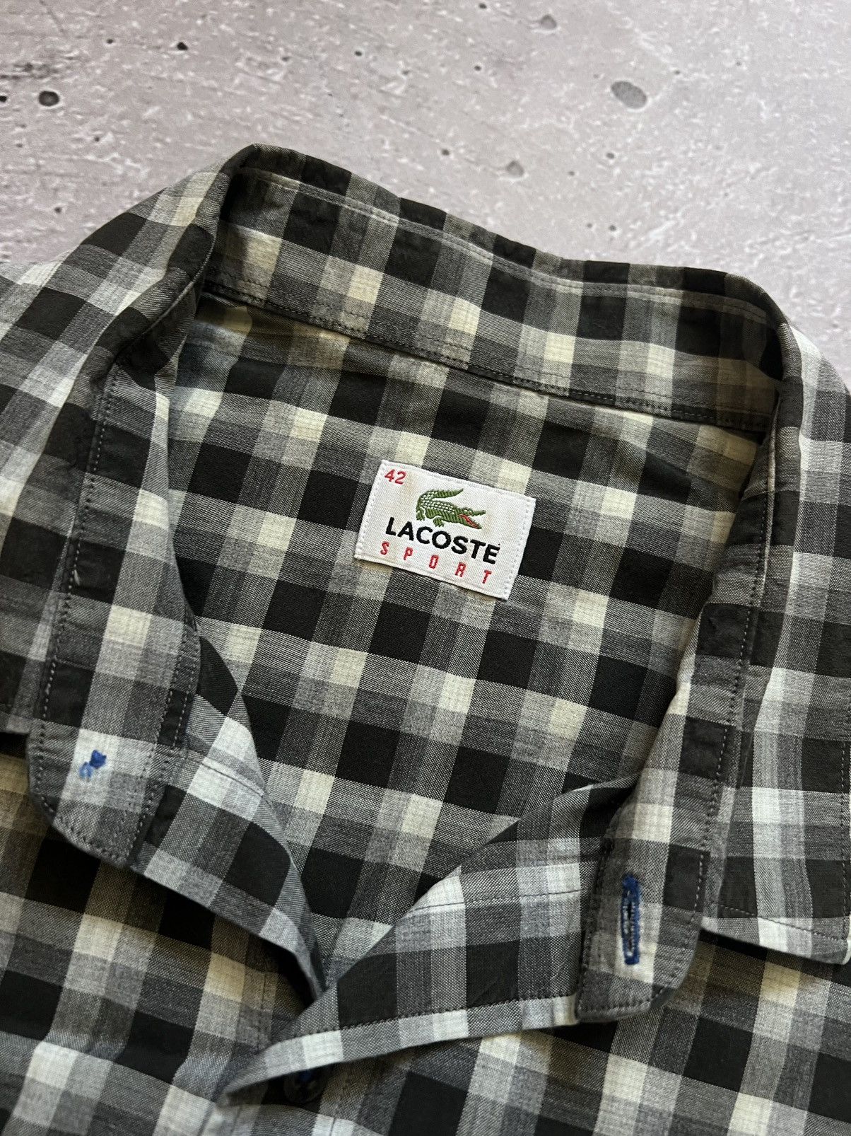Lacoste Rare Shirt Lacoste Sport Vintage White Logo Size 42 Size US XL / EU 56 / 4 - 7 Thumbnail