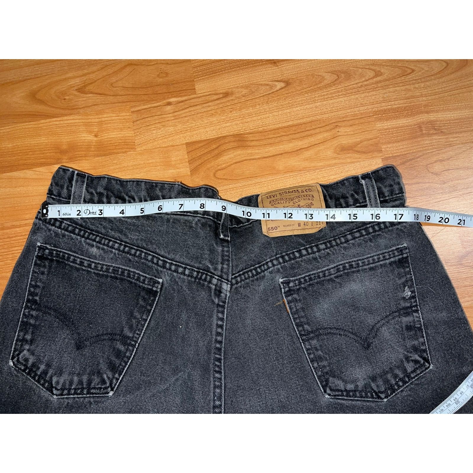 Levi's Vintage Levi Shorts 550 Relaxed Fit USA Orange Tab 40x11 Size US 40 / EU 56 - 9 Thumbnail