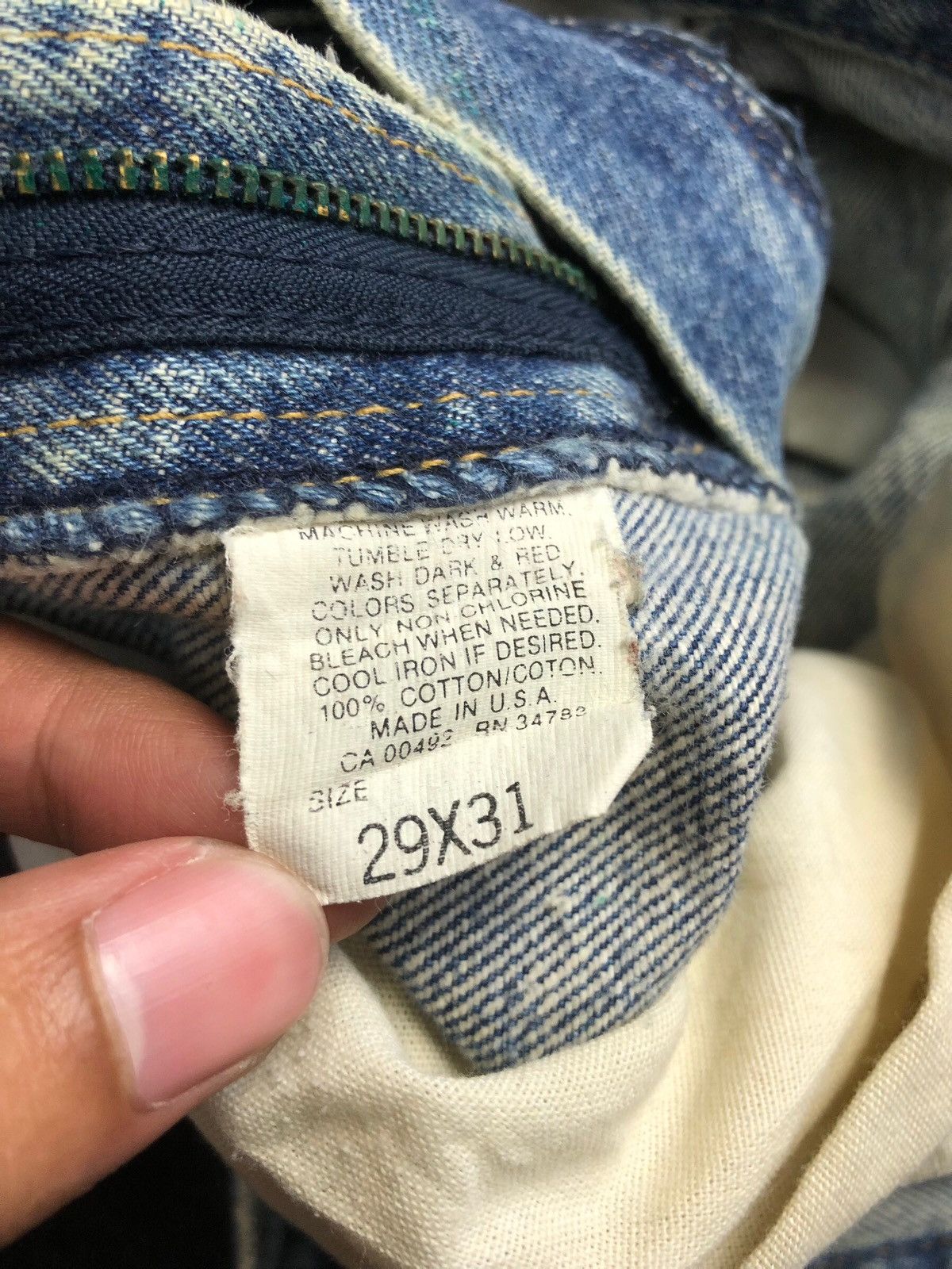 If Six Was Nine × Le Grande Bleu (L.G.B.) × Lee Vintage Lee Riders Distressed Jeans Made in USA Size US 30 / EU 46 - 16 Thumbnail