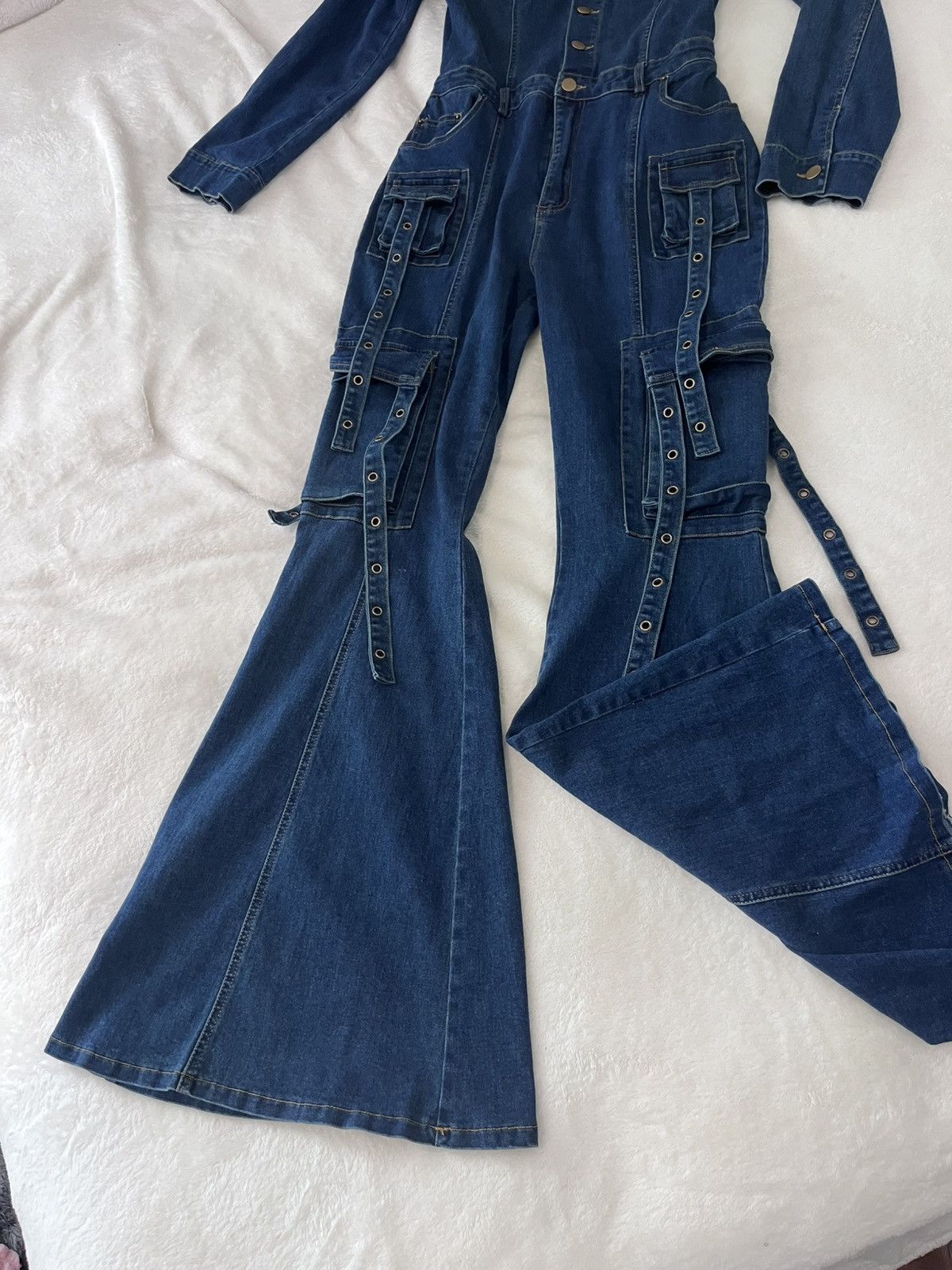 Other Edgebyks Celene Flare Hem Denim Jumpsuit Size 28" / US 6 / IT 42 - 2 Thumbnail