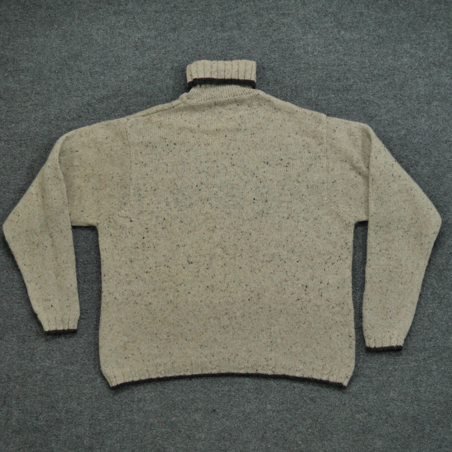 Vintage VINTAGE Woolrich Sweater Womens Large Tan Brown Turtle Neck Argyle Wool Pullover Knit Long Sleeve Size L / US 10 / IT 46 - 7 Thumbnail