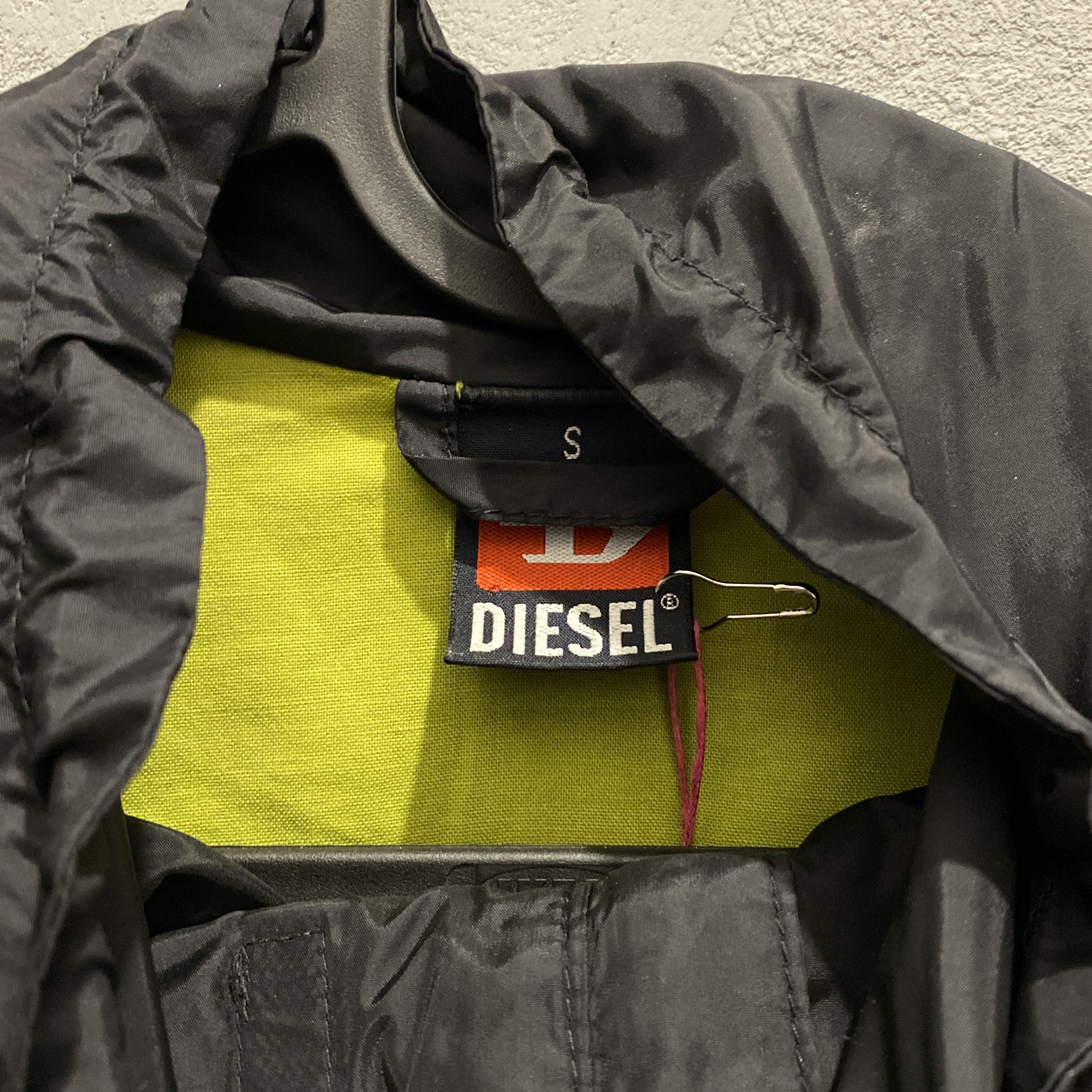 Diesel × Vintage Diesel black windbreaker - S Size S / US 4 / IT 40 - 3 Thumbnail