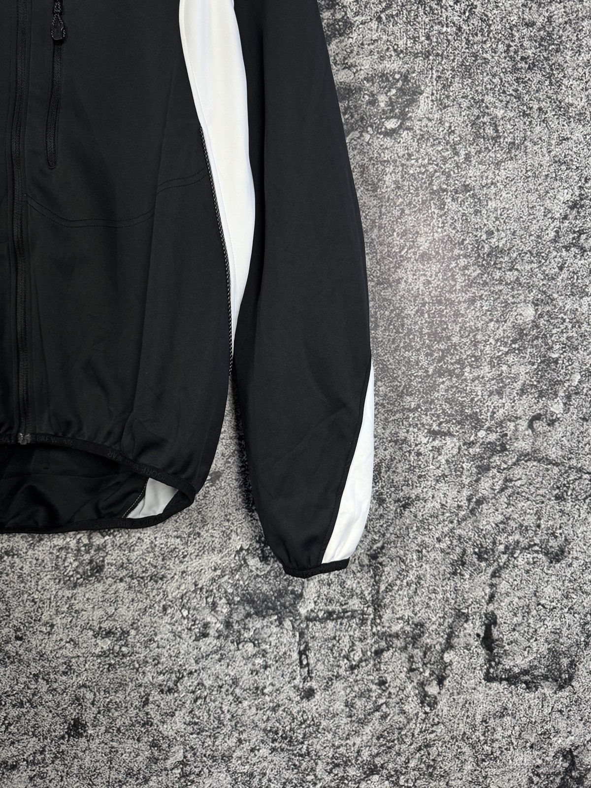 GOREWEAR Gore Bike Wear Windstopper Soft Shell Cycling Jacket Size M Size US M / EU 48-50 / 2 - 5 Thumbnail
