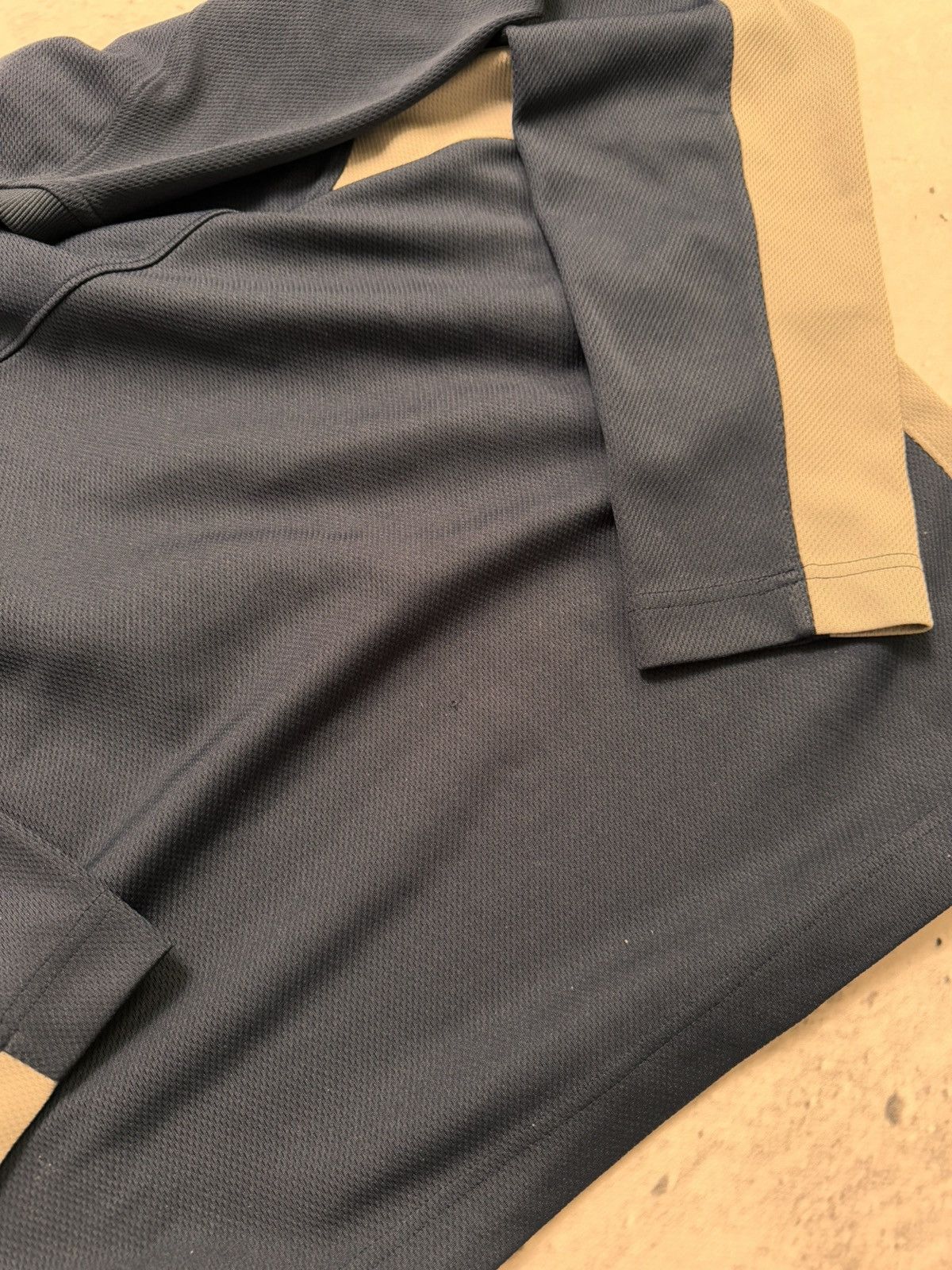 Nike × Vintage NIKE VINTAGE CENTER LOGO OVERSIZE BOXY SWEATSHIRT Size US M / EU 48-50 / 2 - 4 Thumbnail