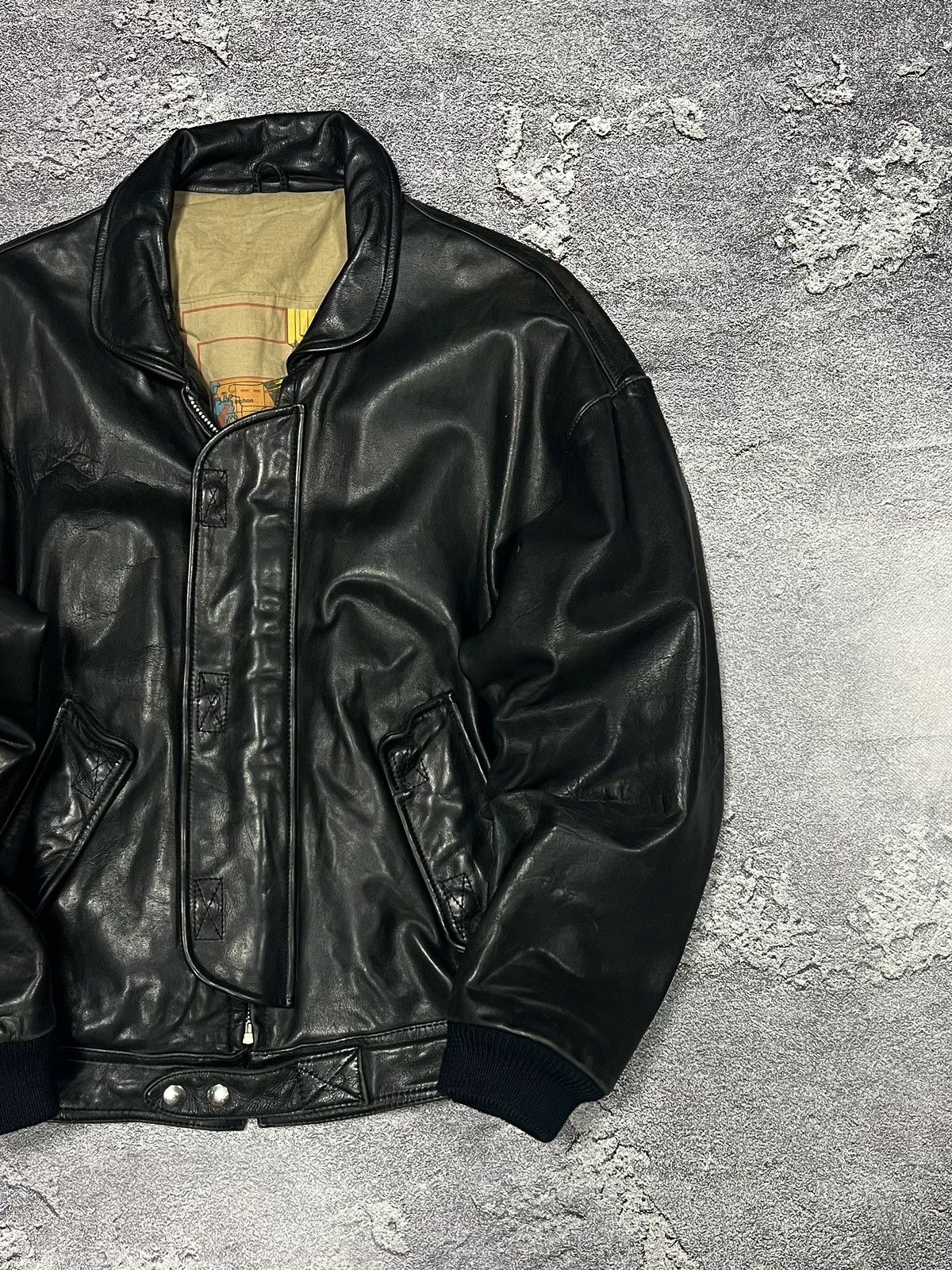 Vintage Vintage Y2K Avant Garde Black Leather Bomber Jacket Boxy Fit Size US L / EU 52-54 / 3 - 5 Thumbnail