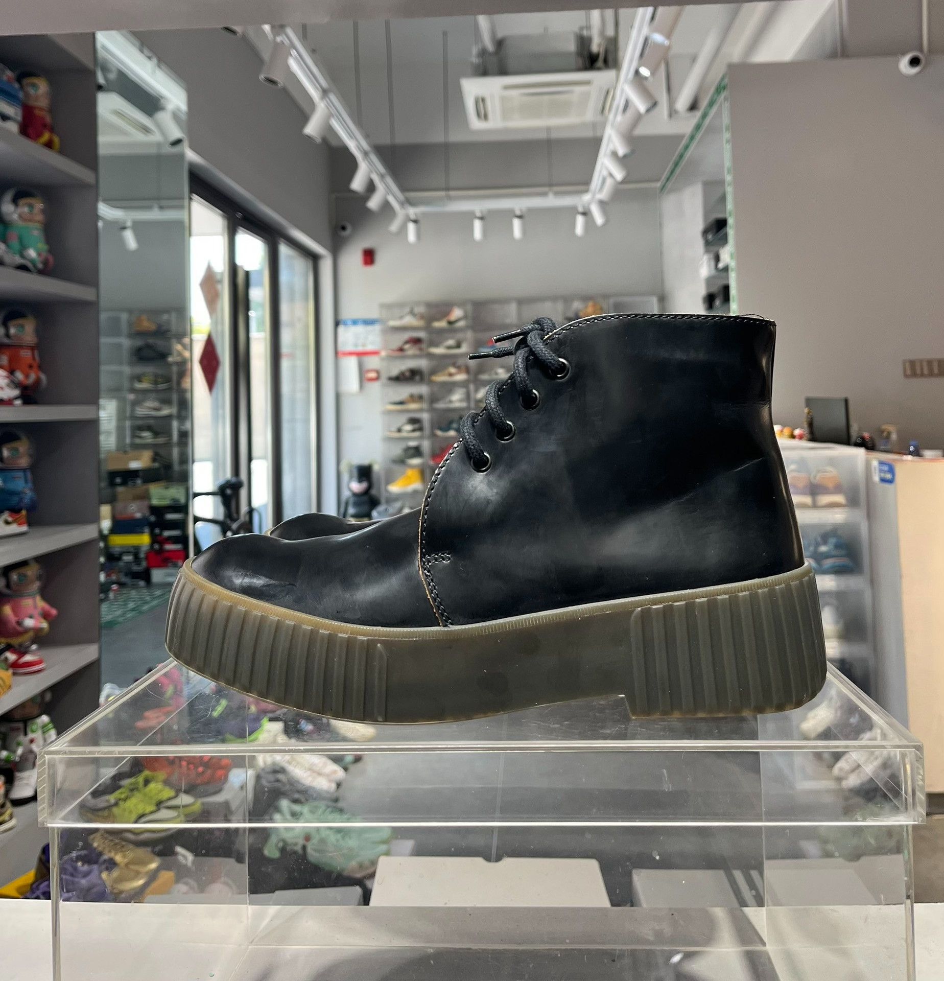 Acne Studios Acne Studios Boots 9 Men Size US 9 / EU 42 - 1 Thumbnail