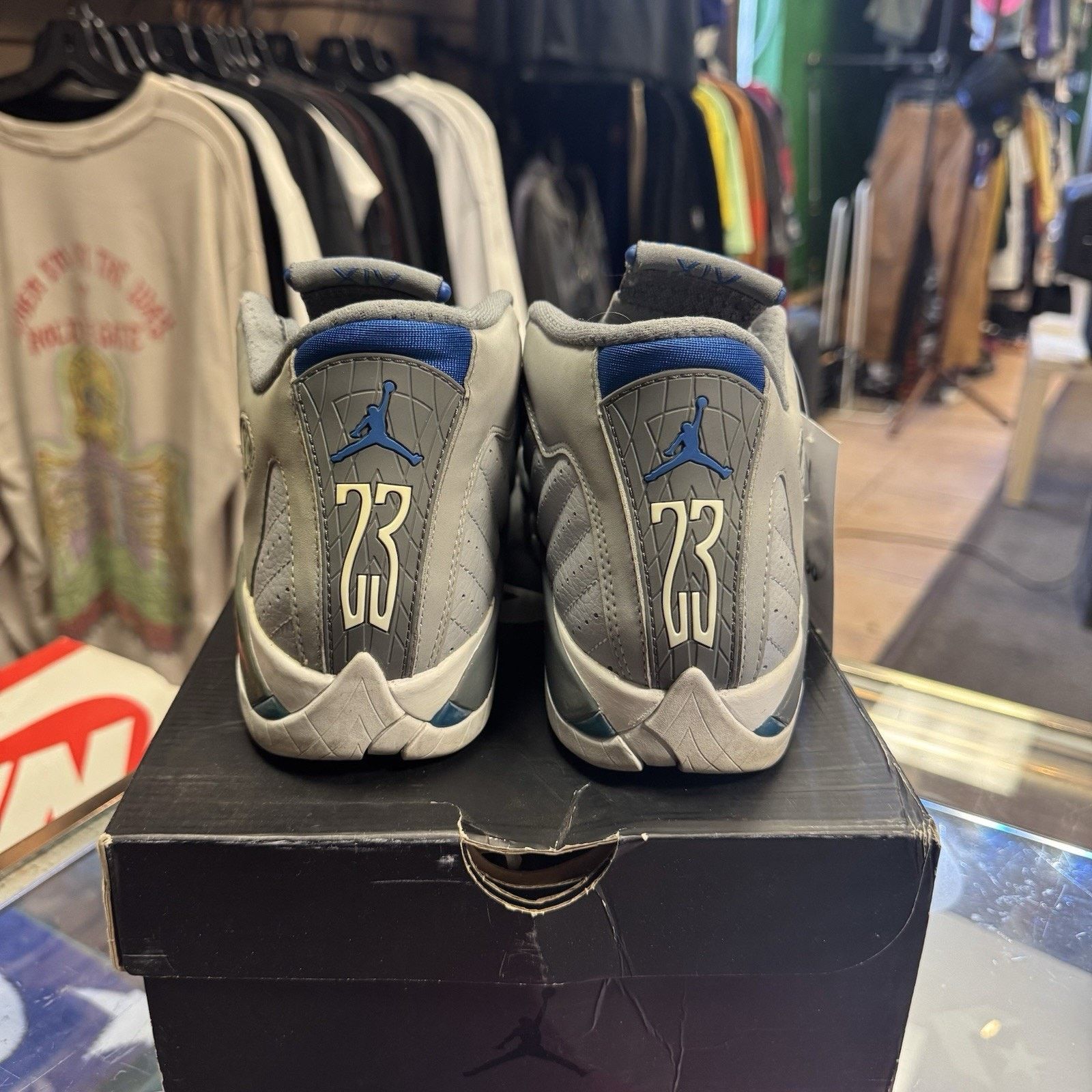 Jordan Brand Size 6Y - Youth Air Jordan 14 Retro Mid Wolf Grey Basketball Size US 6 / EU 39 - 3 Thumbnail