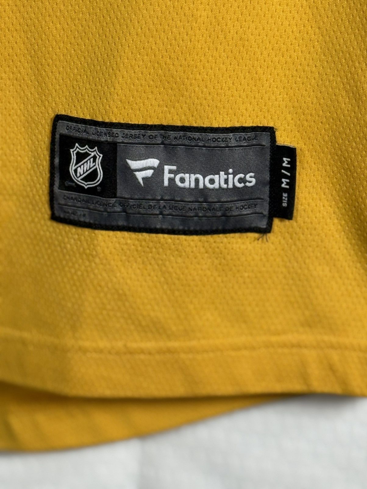 Other PITTSBURGH PENGUINS ALTERNATE GOLD ADIDAS HOCKEY JERSEY M Size US M / EU 48-50 / 2 - 4 Thumbnail
