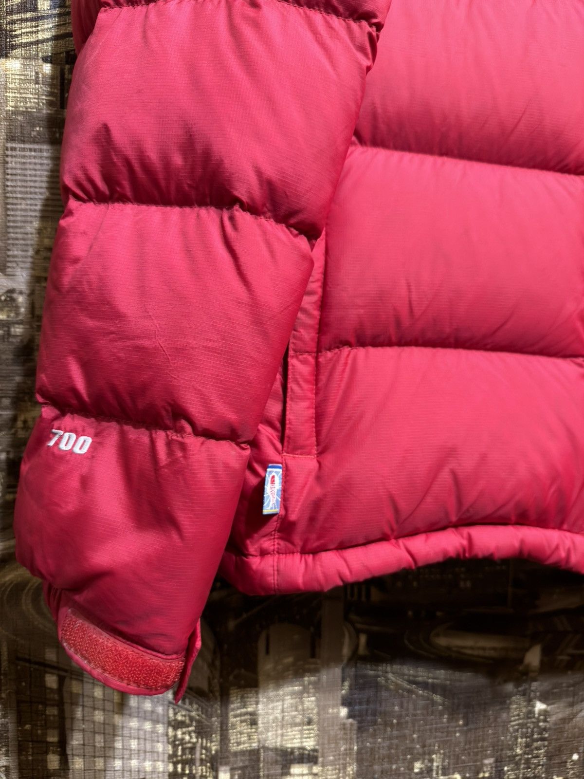 The North Face The North Face 1996 Retro Nuptse Jacket Antarctica Puffer Size M / US 6-8 / IT 42-44 - 2 Thumbnail