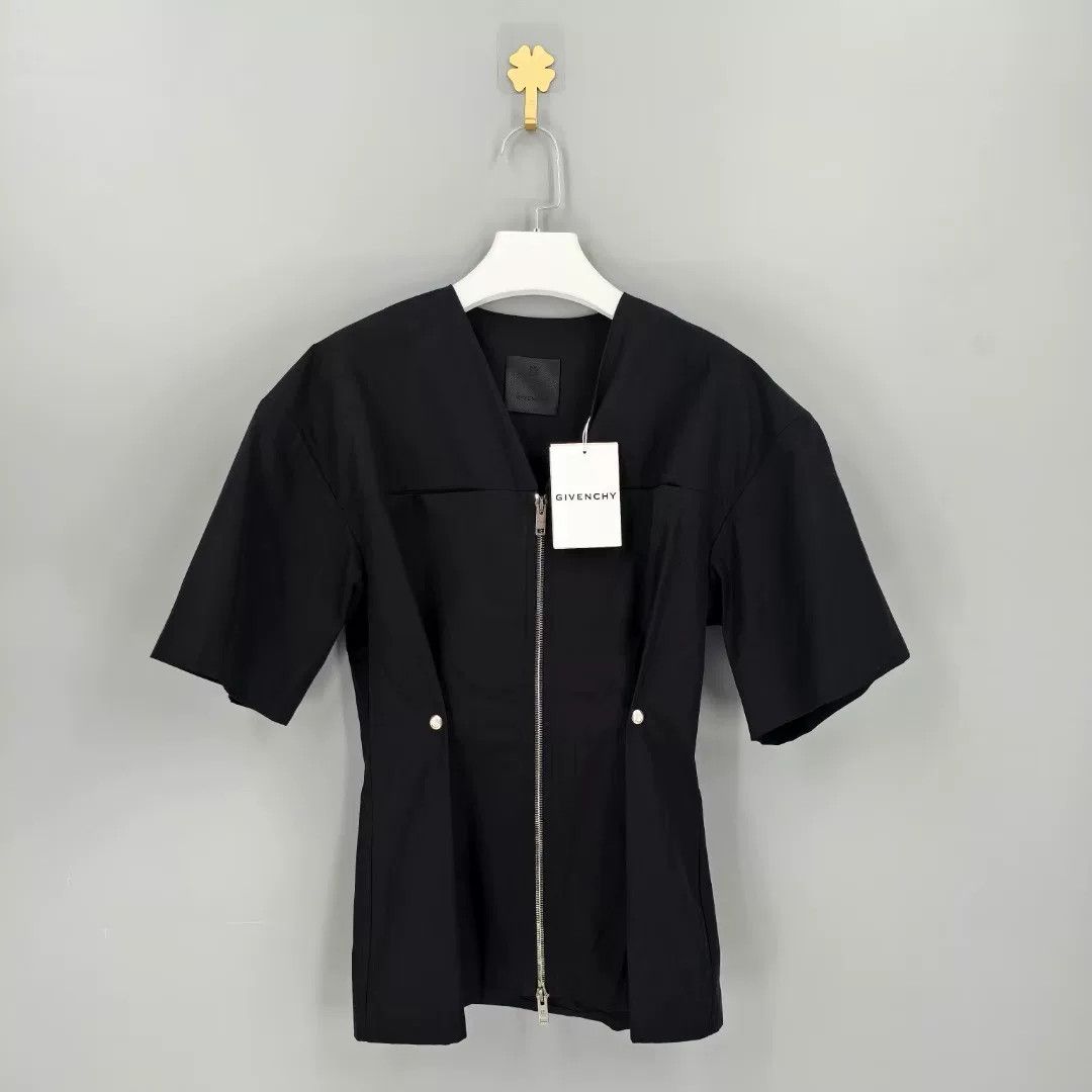 Givenchy Givenchy Women's Black Zip Short-Sleeve Shirt Size XXS / US 00 / IT 34 - 1 Thumbnail