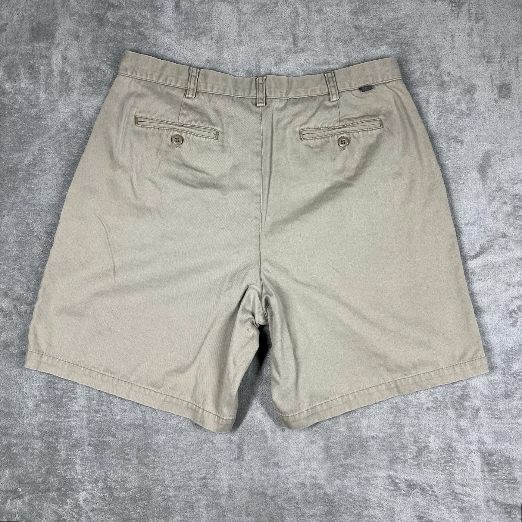 Nike Nike Golf Shorts Men's 36W Khaki Brown Chino 9” Inseam 100% Cotton EUC beige solid zip pockets Nike Dri-Fit Regular Mens Size US 36 / EU 52 - 6 Thumbnail