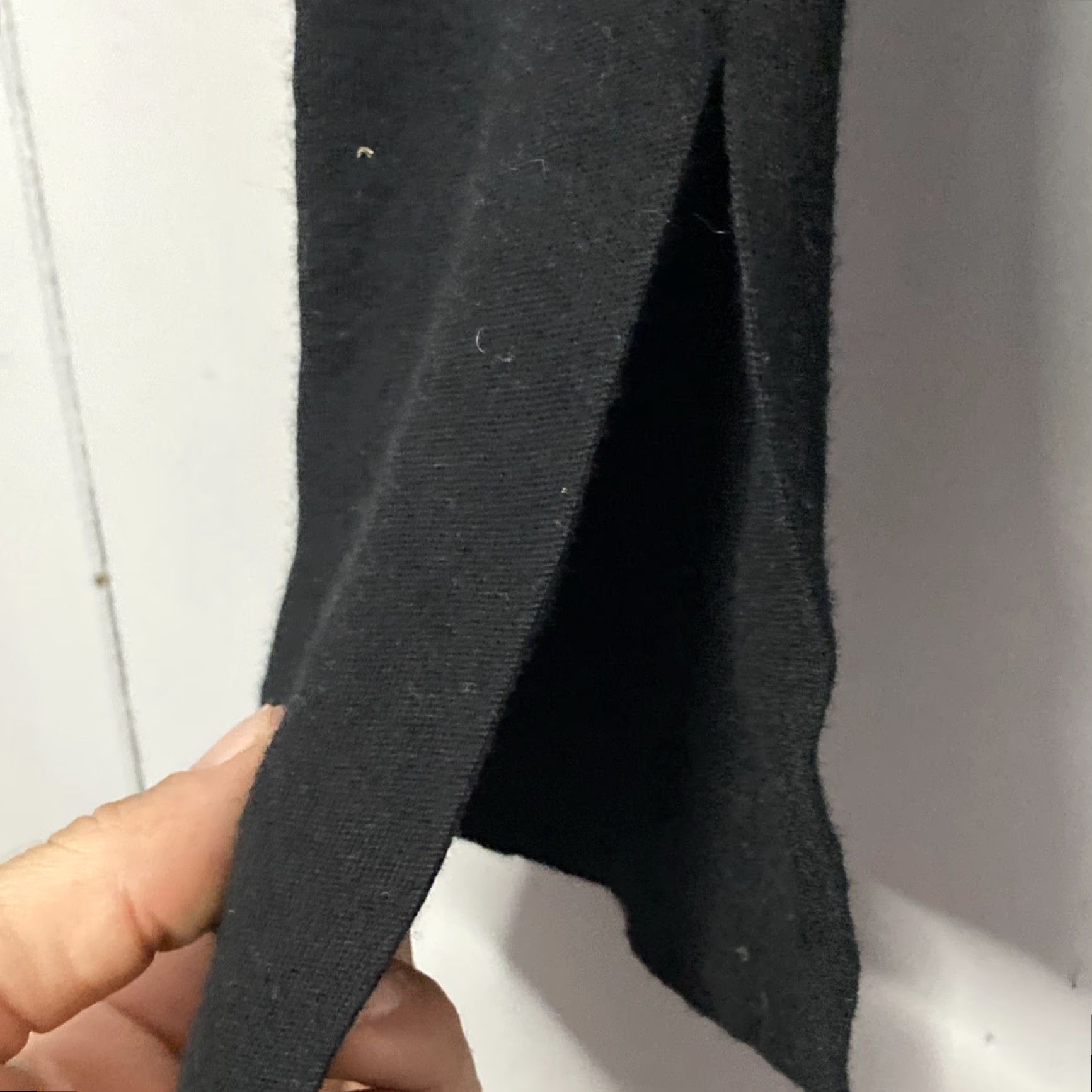 Theory VINTAGE Theory Merino Wool Long Sleeve Sweater Womens Small 15x22 Stretch S Black Crew Neck Pullover Shirt Womens 15X22 Black Stretch Size S / US 4 / IT 40 - 5 Thumbnail