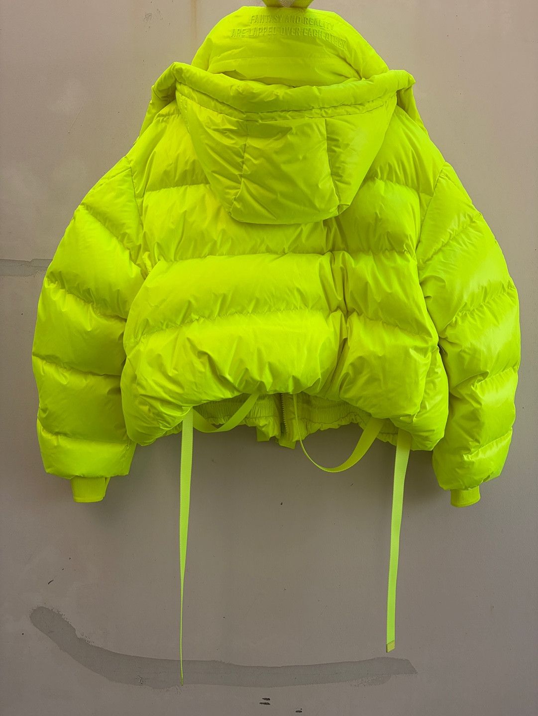 Juun.J JUUN.J Womens Oversized Puffer Down Jacket RARE neon yellow Size XS / US 0-2 / IT 36-38 - 4 Thumbnail