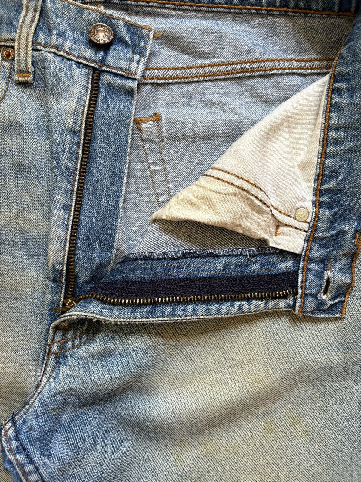 Levi's Vintage 90s Levis Mud Wash Distressed Loose Jeans Size US 30 / EU 46 - 9 Thumbnail