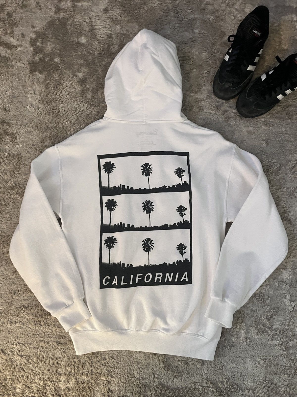 Bowery Graphic White Sweatshirt Size US M / EU 48-50 / 2 - 2 Thumbnail