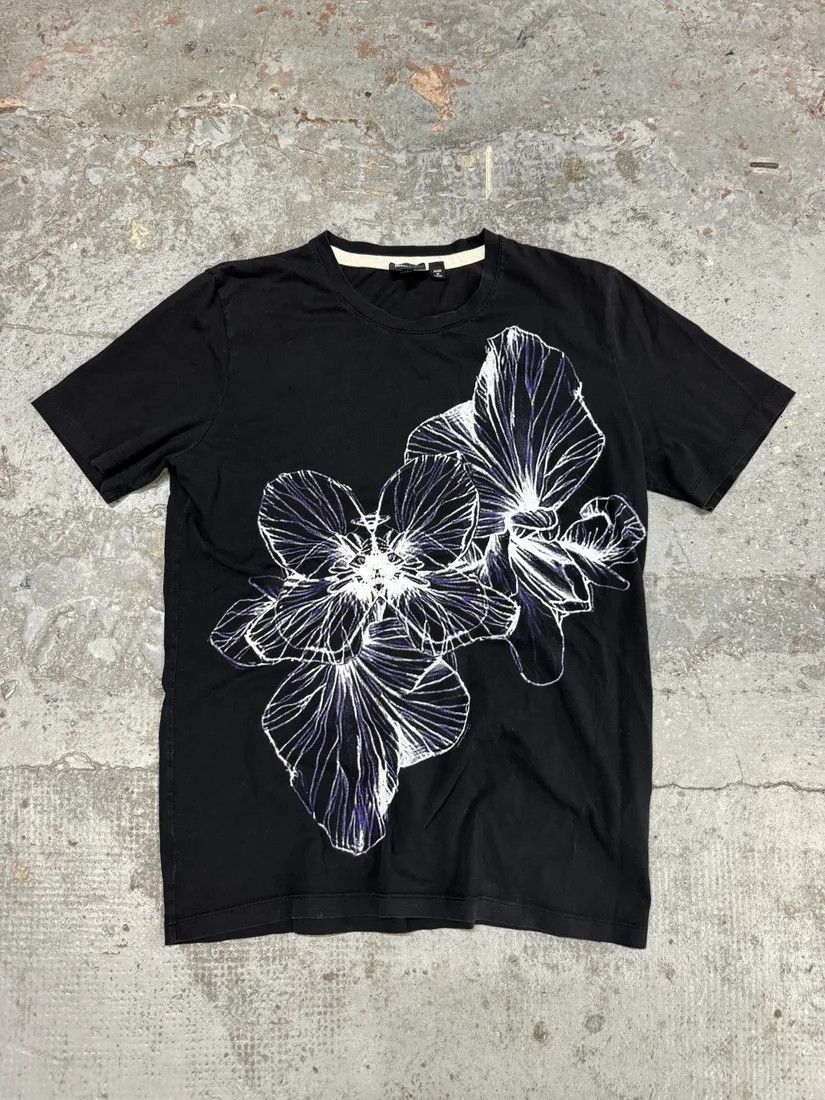 Designer × Just Cavalli × Vintage SS2014 Cavalli 2 Flowers Black T-Shirt Size US M / EU 48-50 / 2 - 1 Thumbnail
