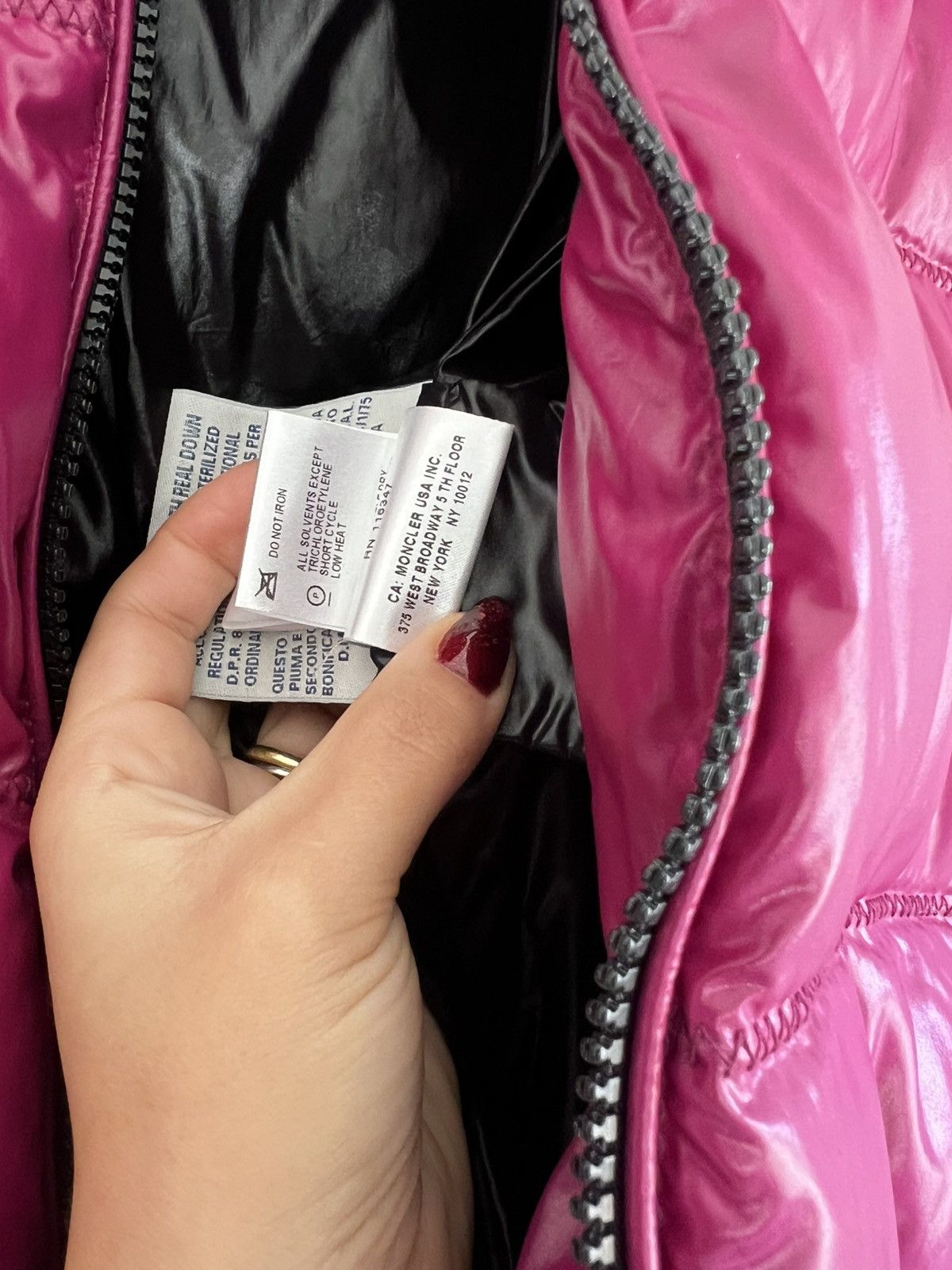 Moncler Original moncler xs puffer jacket violet goose down Size XS / US 0-2 / IT 36-38 - 21 Thumbnail