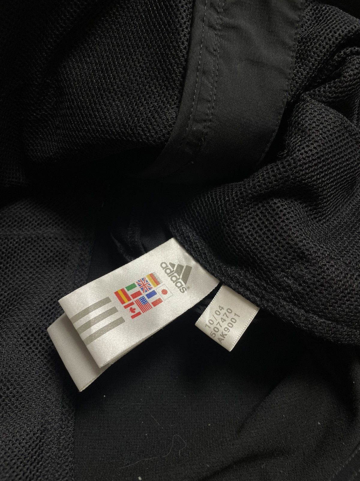 Adidas Vintage Adidas Climaproof 3 Stripe Light Jacket Size US XL / EU 56 / 4 - 14 Thumbnail