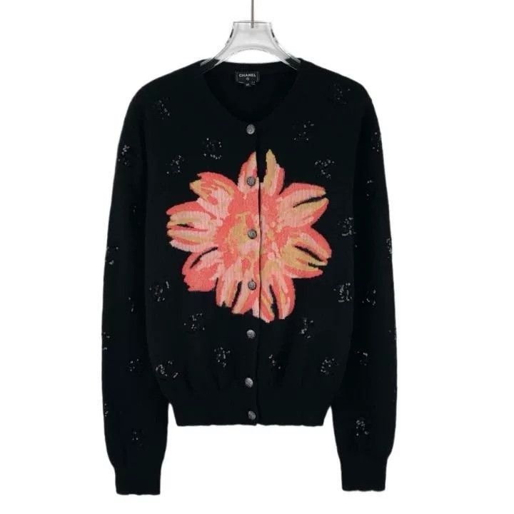 Chanel Chanel Black Floral Print Cashmere Cardigan Size S / US 4 / IT 40 - 1 Thumbnail