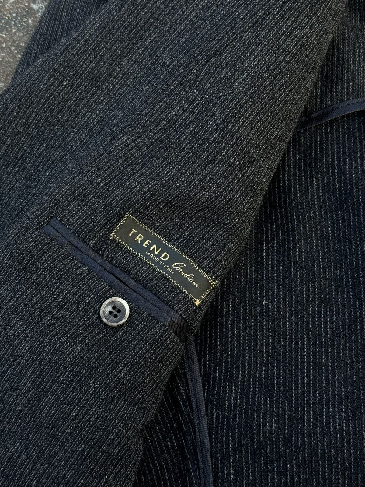 Corneliani Corneliani Trend pleated luxury grey blazer jacket Size 46R - 9 Thumbnail