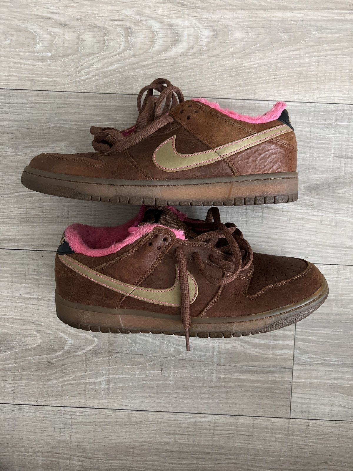 image of Nike Sb Dunk Gibson Shoes in Brown, Men's (Size 9)