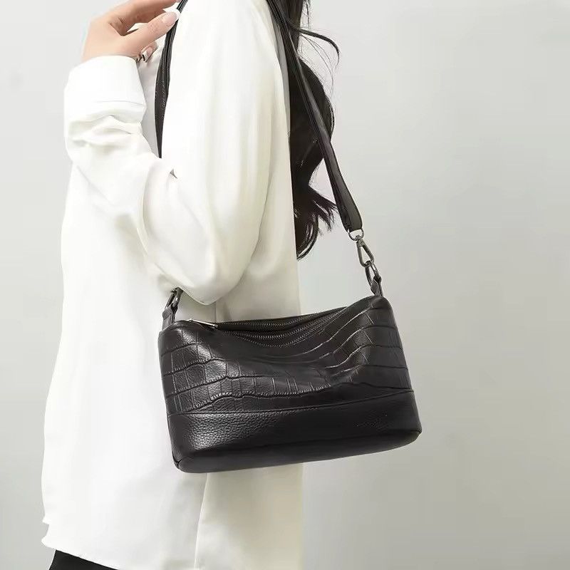 Japanese Brand × Leather Leather Crossbody Bag Size ONE SIZE - 1 Thumbnail