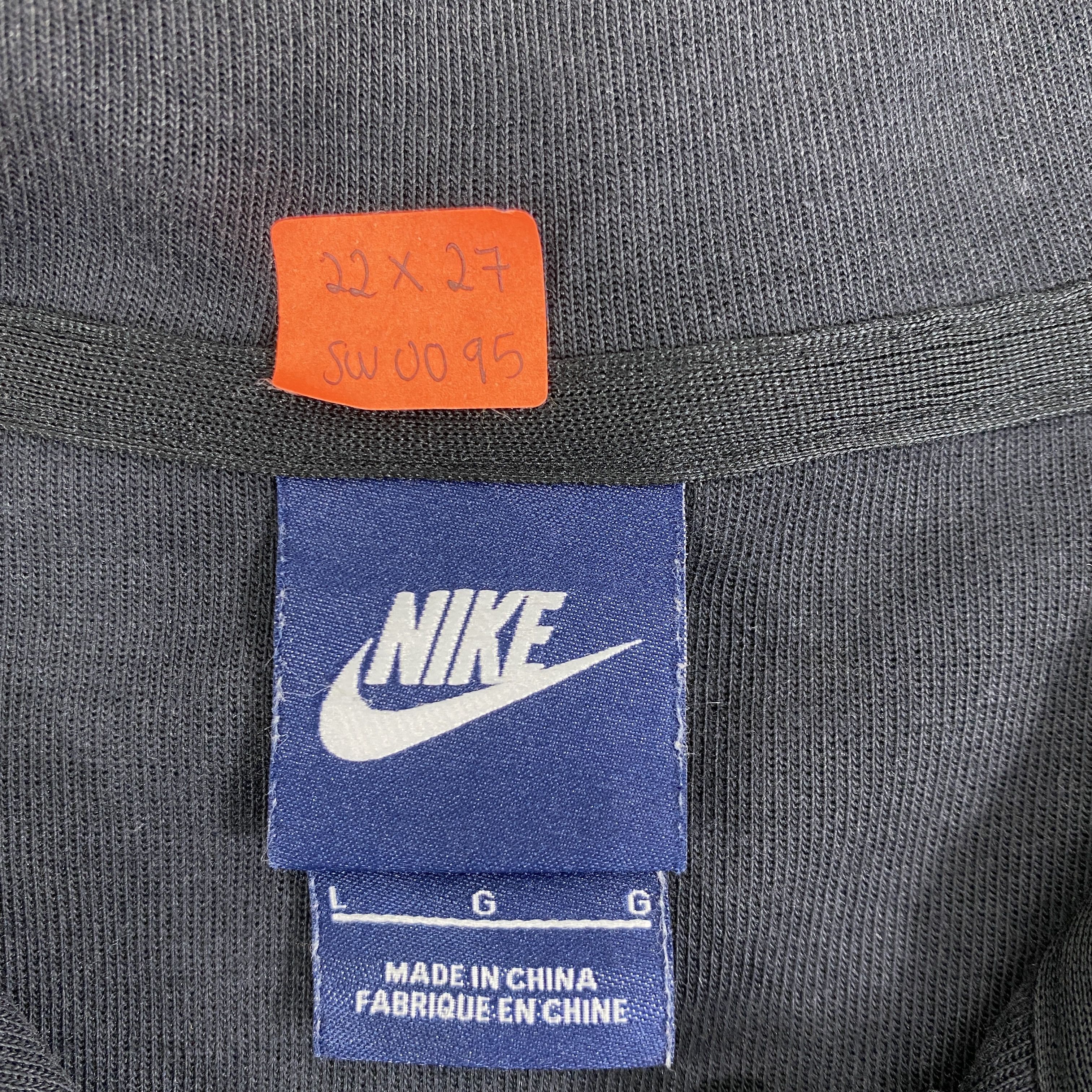 Nike Vintage nike Small Logo Zipper Hoodie Faded - SW095 Size US M / EU 48-50 / 2 - 4 Thumbnail