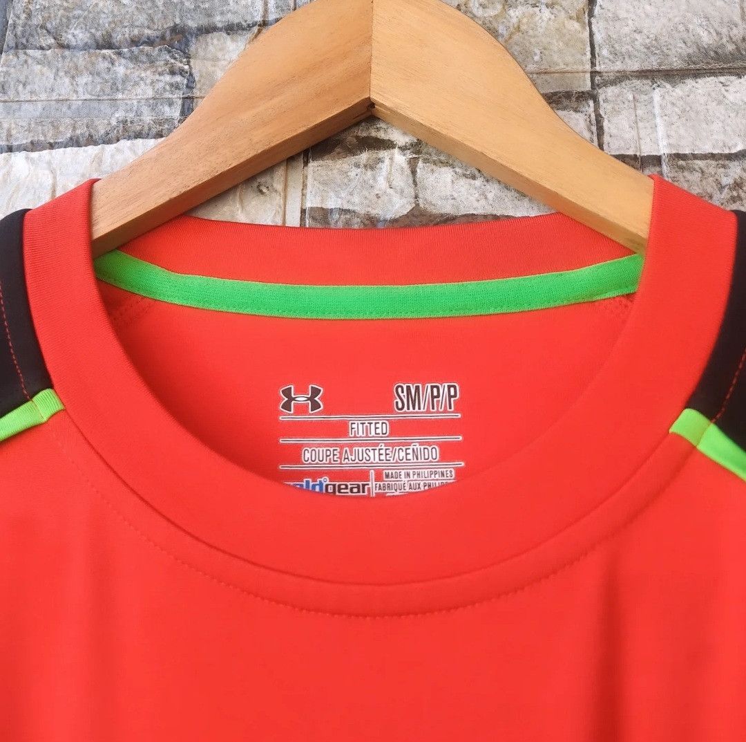 Under Armour 2016-2017 SOUTHAMPTON TRAINING SHIRT Size US S / EU 44-46 / 1 - 8 Thumbnail