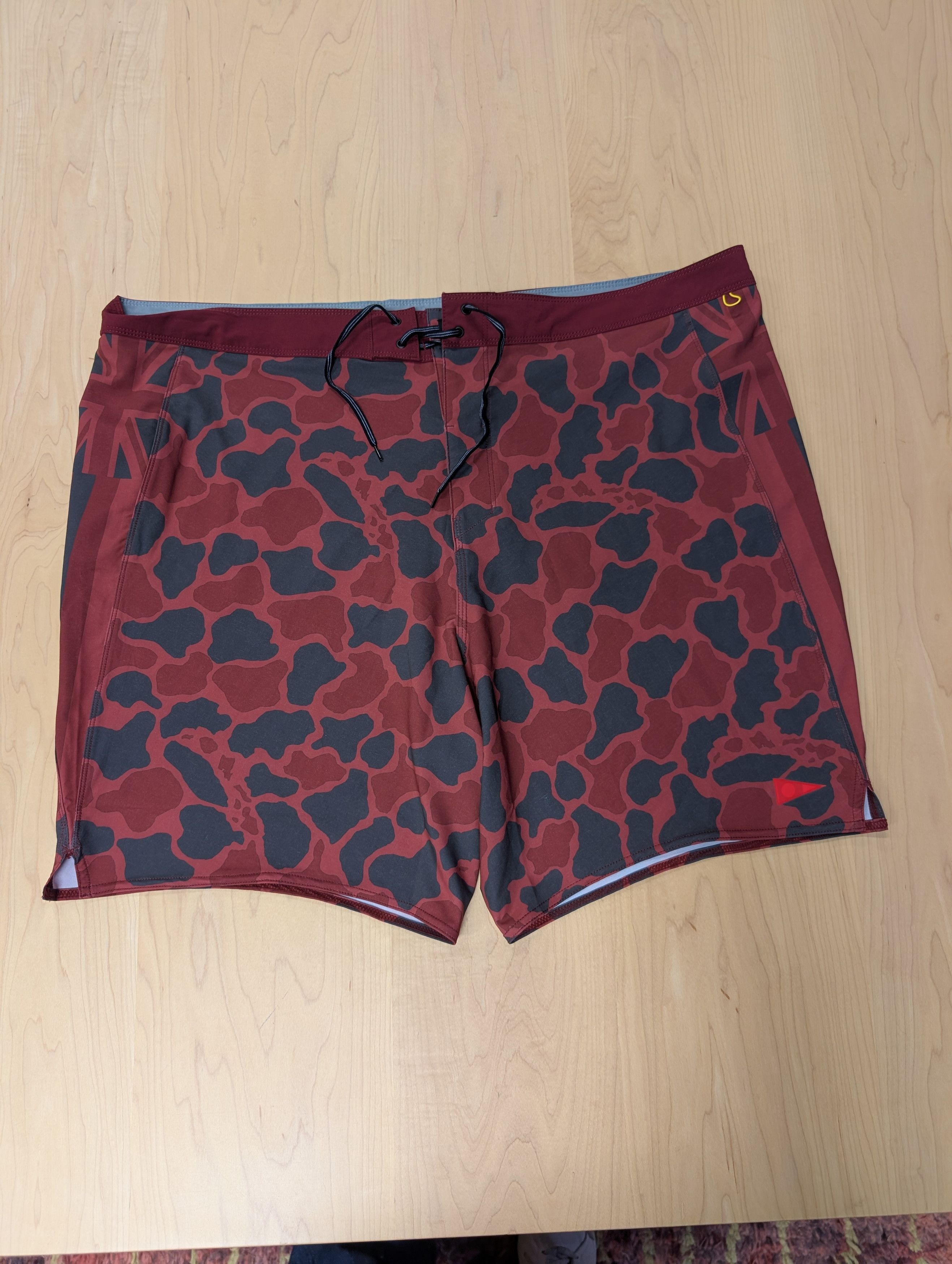 Other Florence Marine x Spotted Standard Elastic Short Red Size US 44 / EU 60 - 1 Thumbnail