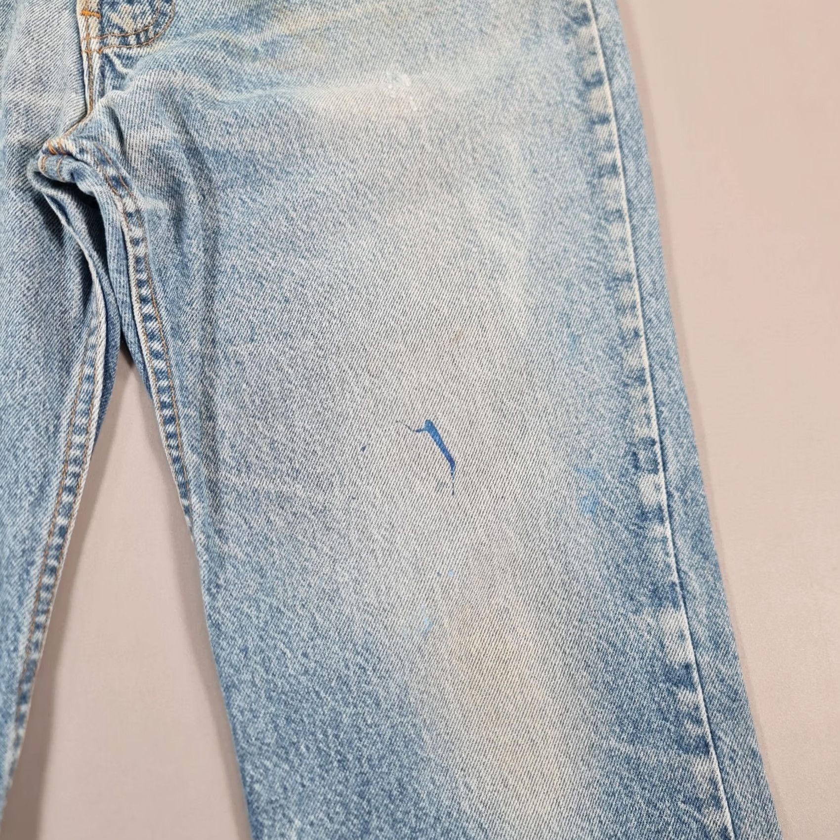 Levi's VINTAGE Levi's 517 Jeans Mens Blue W34 L27 Bootcut Made In USA 90s Denim Pants 5-Pocket Design Women or Mens? Size US 34 / EU 50 - 4 Thumbnail