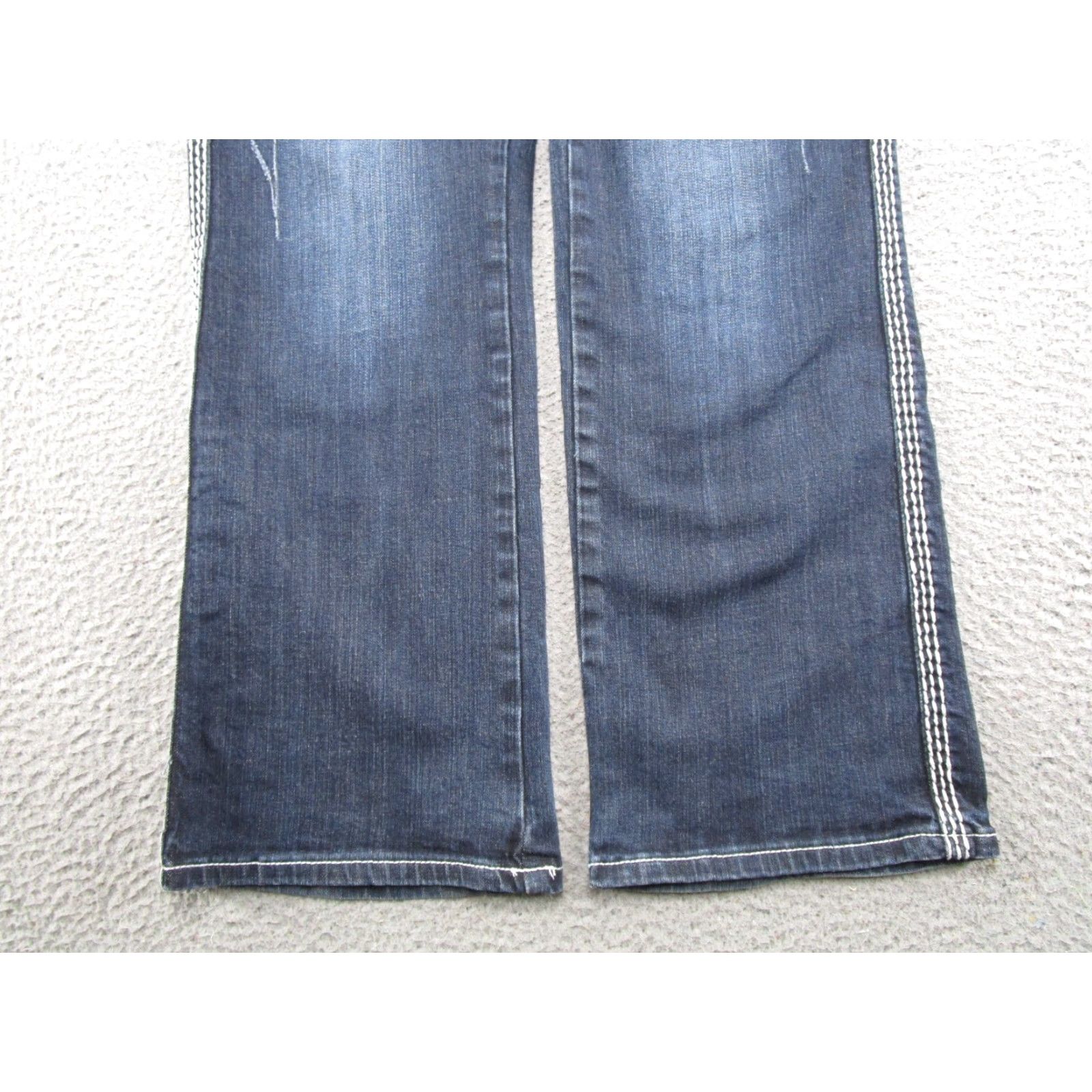 CO Cowgirl Tuff Co Women's Jeans 32x31 Bootcut Indigo DYDFMJ Button Zip 5-Pocket Embroidered Jeans Womens Size 24" / US 00 / IT 34 - 2 Thumbnail