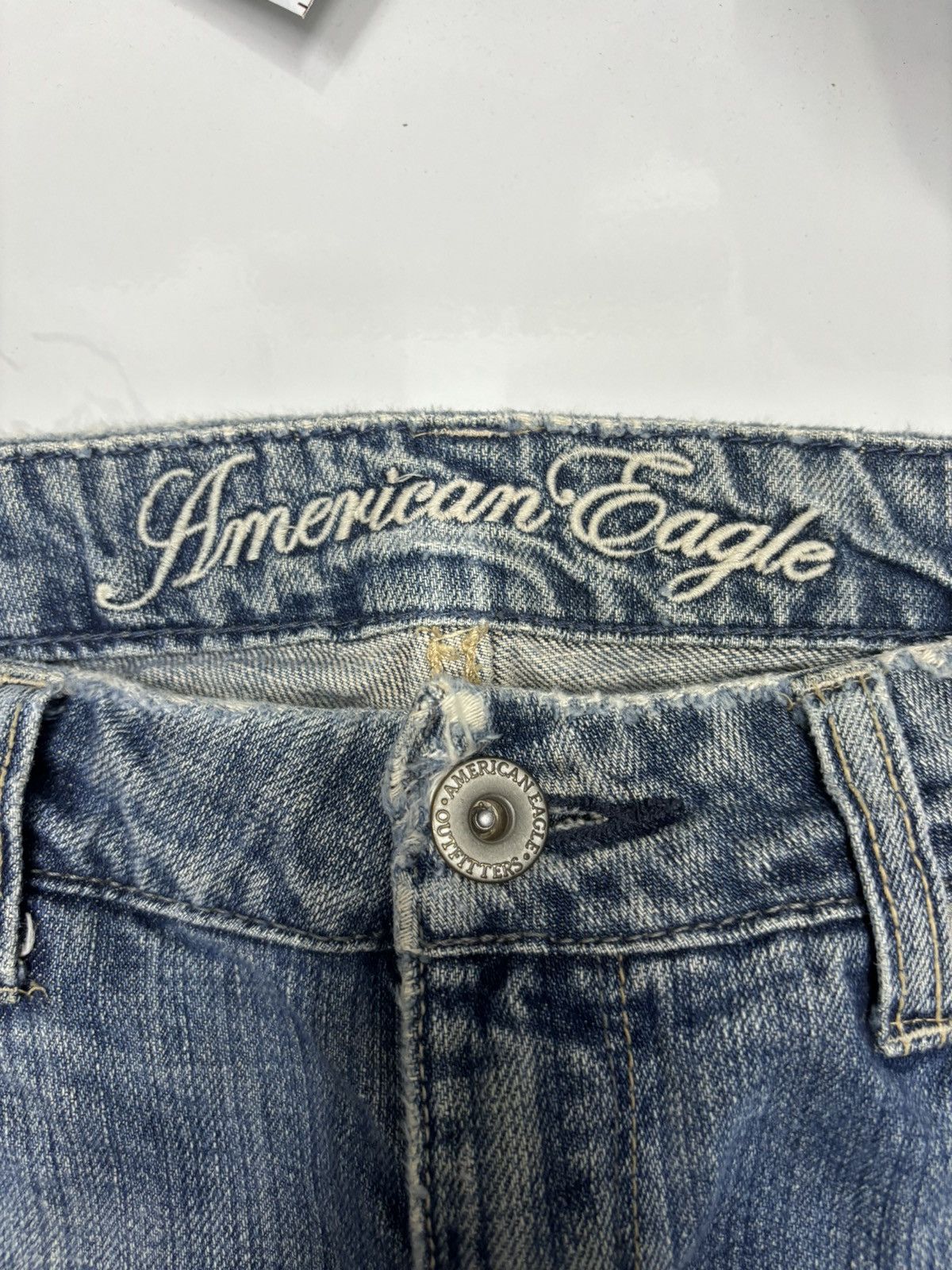 If Six Was Nine REAL FLARE JEANS DISTRESSED DENIM AMERICAN EAGLE JEANS Size 29" - 9 Thumbnail