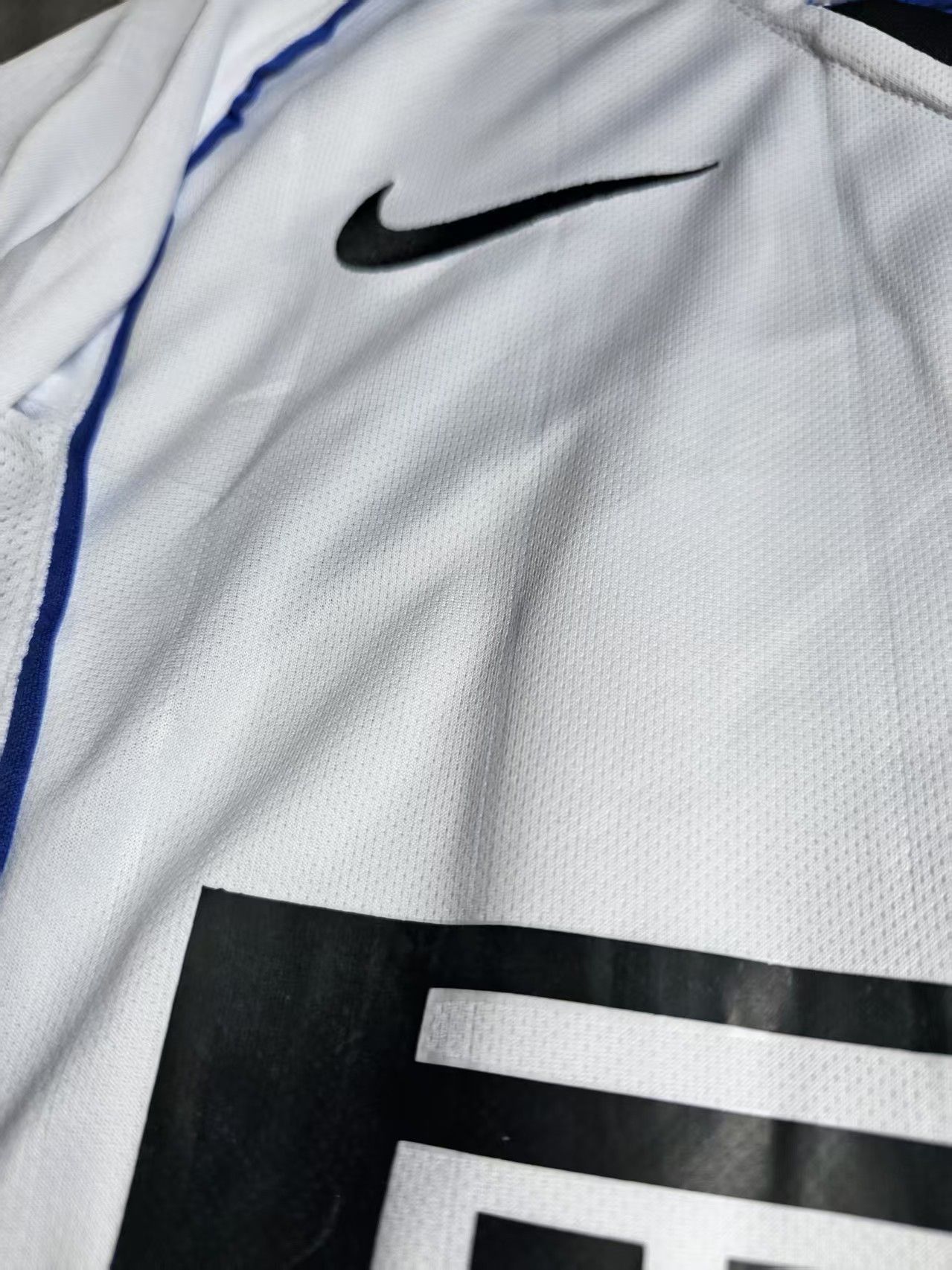 Other Inter Milan #20 Ronaldinho Jersey Away 2004 05 Season Size US L / EU 52-54 / 3 - 3 Thumbnail
