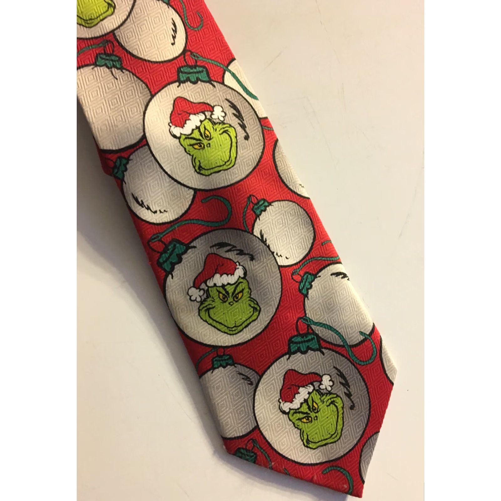 Vintage Dr. Seuss How the Grinch Stole Christmas Red Holiday Party Novelty Tie Men’s Size ONE SIZE - 2 Thumbnail