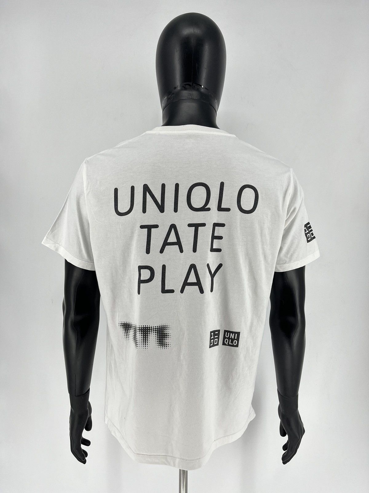 Other Vintage Y2K UNIQLO TATE PLAY T-Shirts White hype Size US L / EU 52-54 / 3 - 7 Thumbnail
