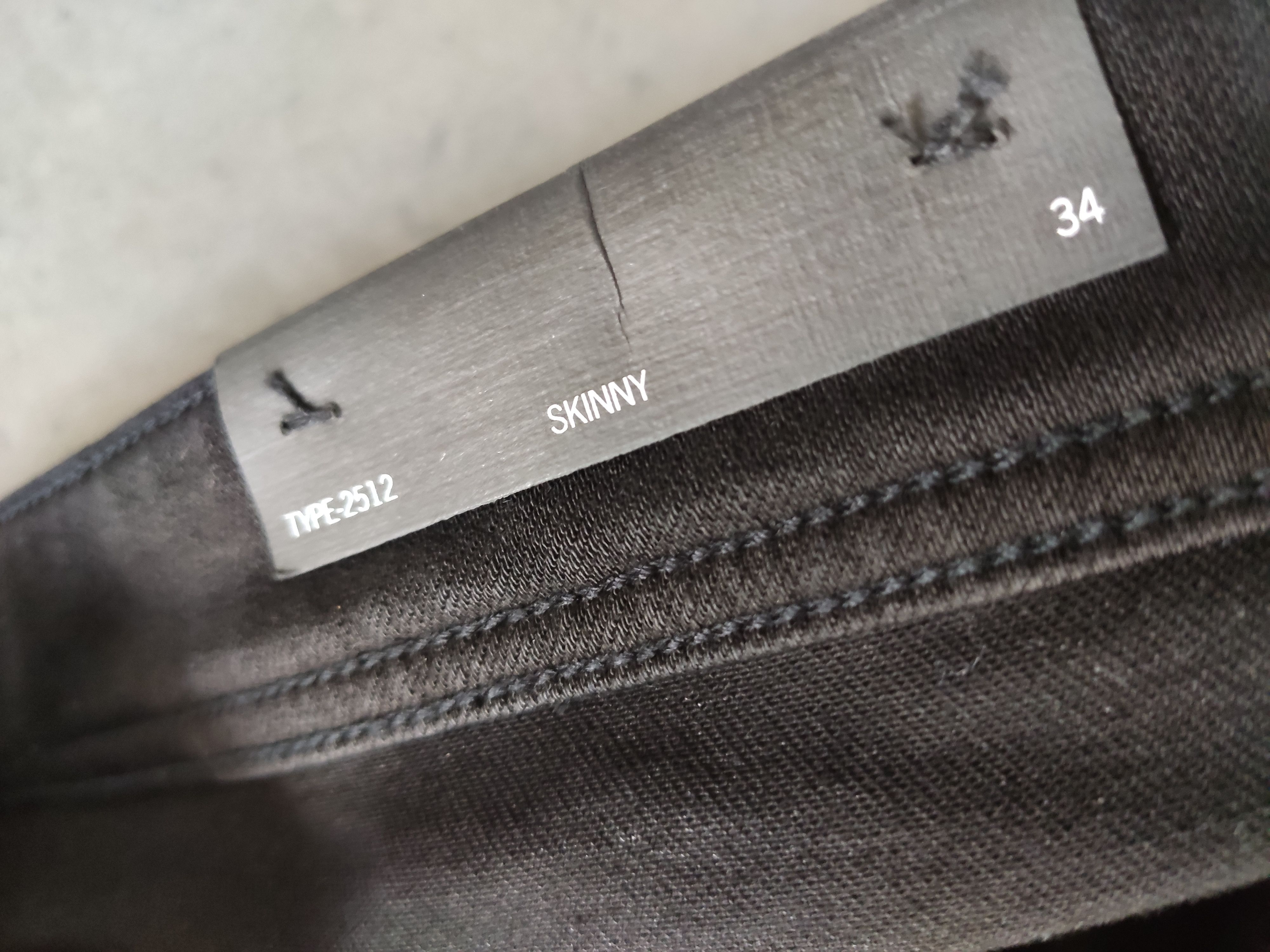 Diesel Black Gold Type-2512 Jeans in Black (size 34") Size US 34 / EU 50 - 9 Thumbnail