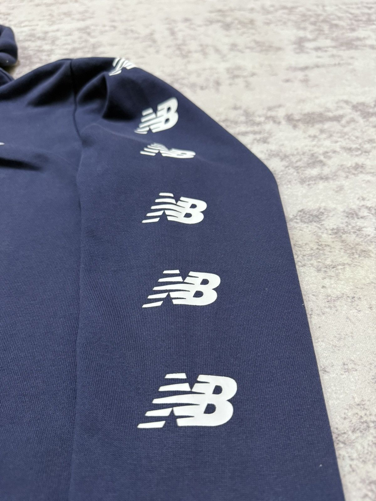 New Balance New Balance Graphic Sleeve Pullover Sweater Hoodie Size US S / EU 44-46 / 1 - 8 Thumbnail