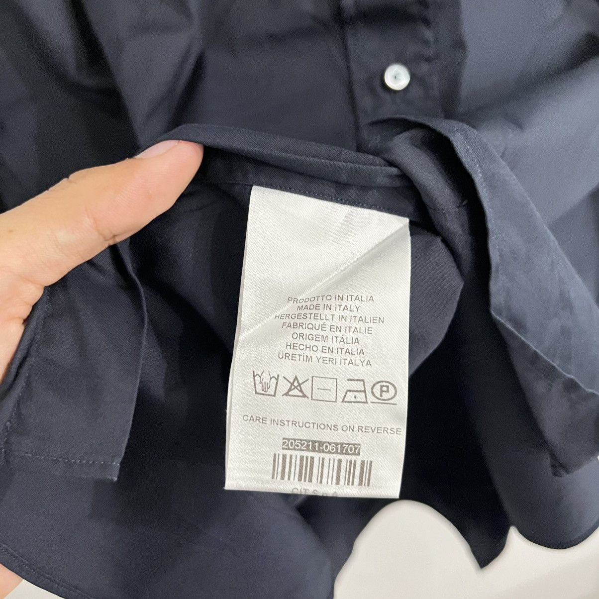 Designer Bagutta Italy Minimalist Button Up Shirt Size US M / EU 48-50 / 2 - 6 Thumbnail